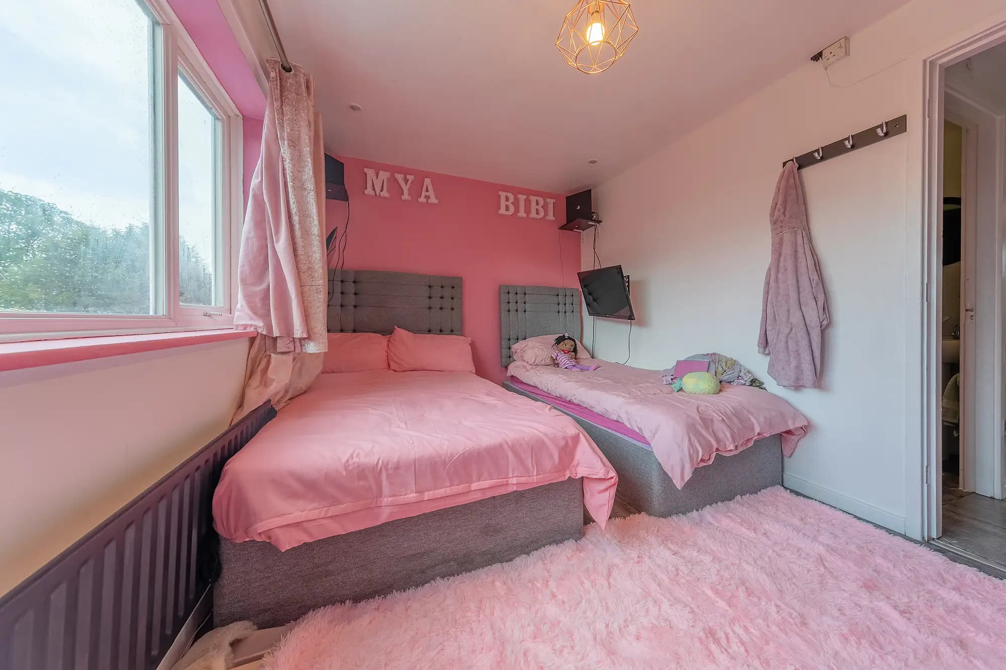 property photo 13 of 23