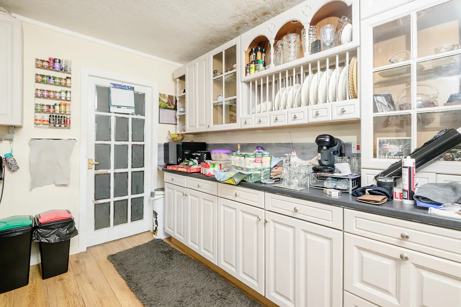 property photo 7 of 27