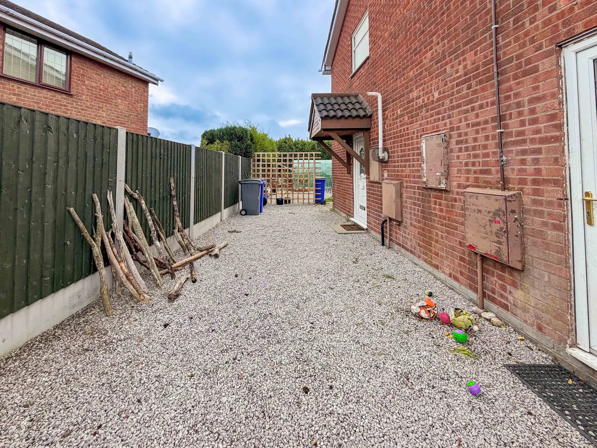 property photo 18 of 19
