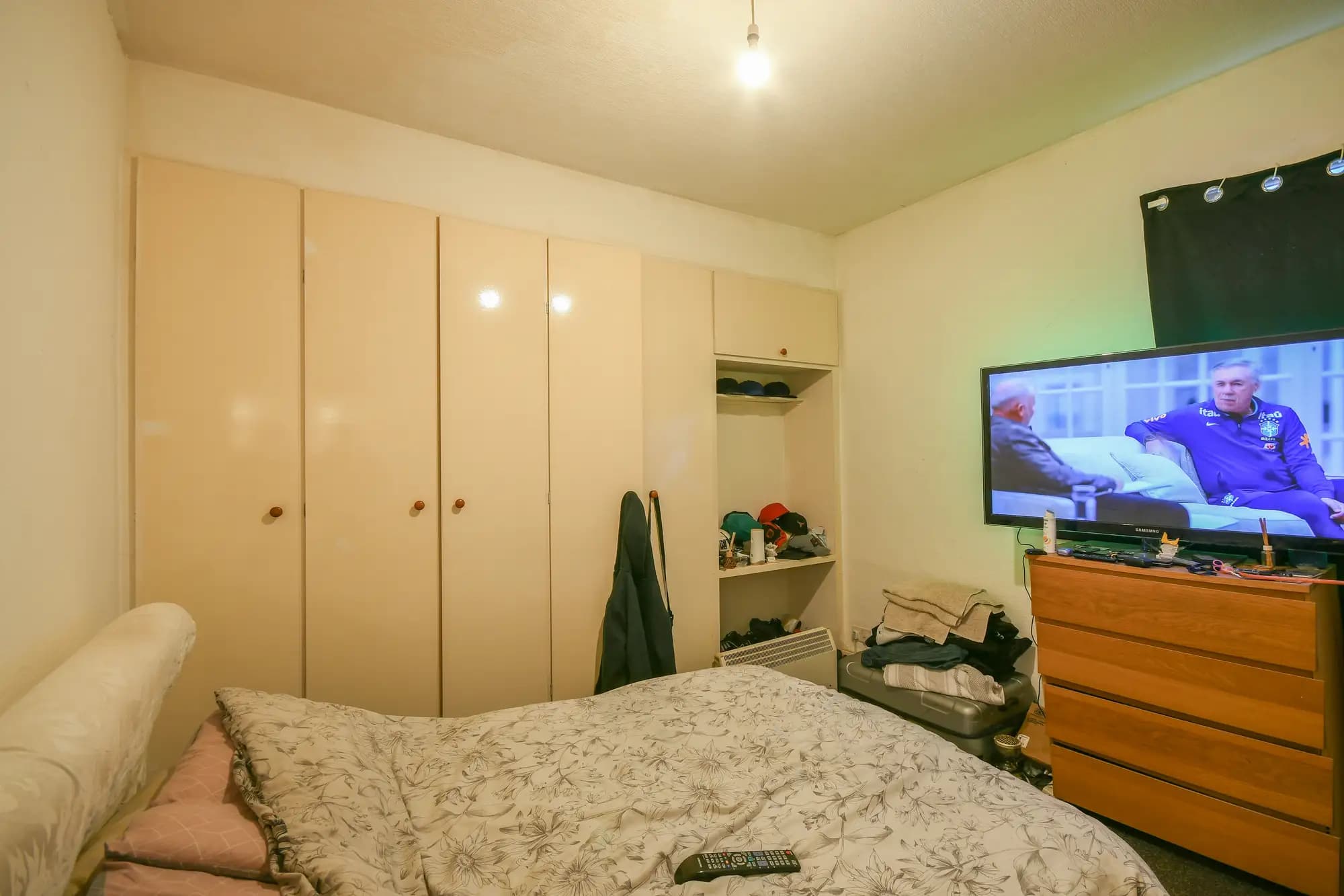 property photo 10 of 16