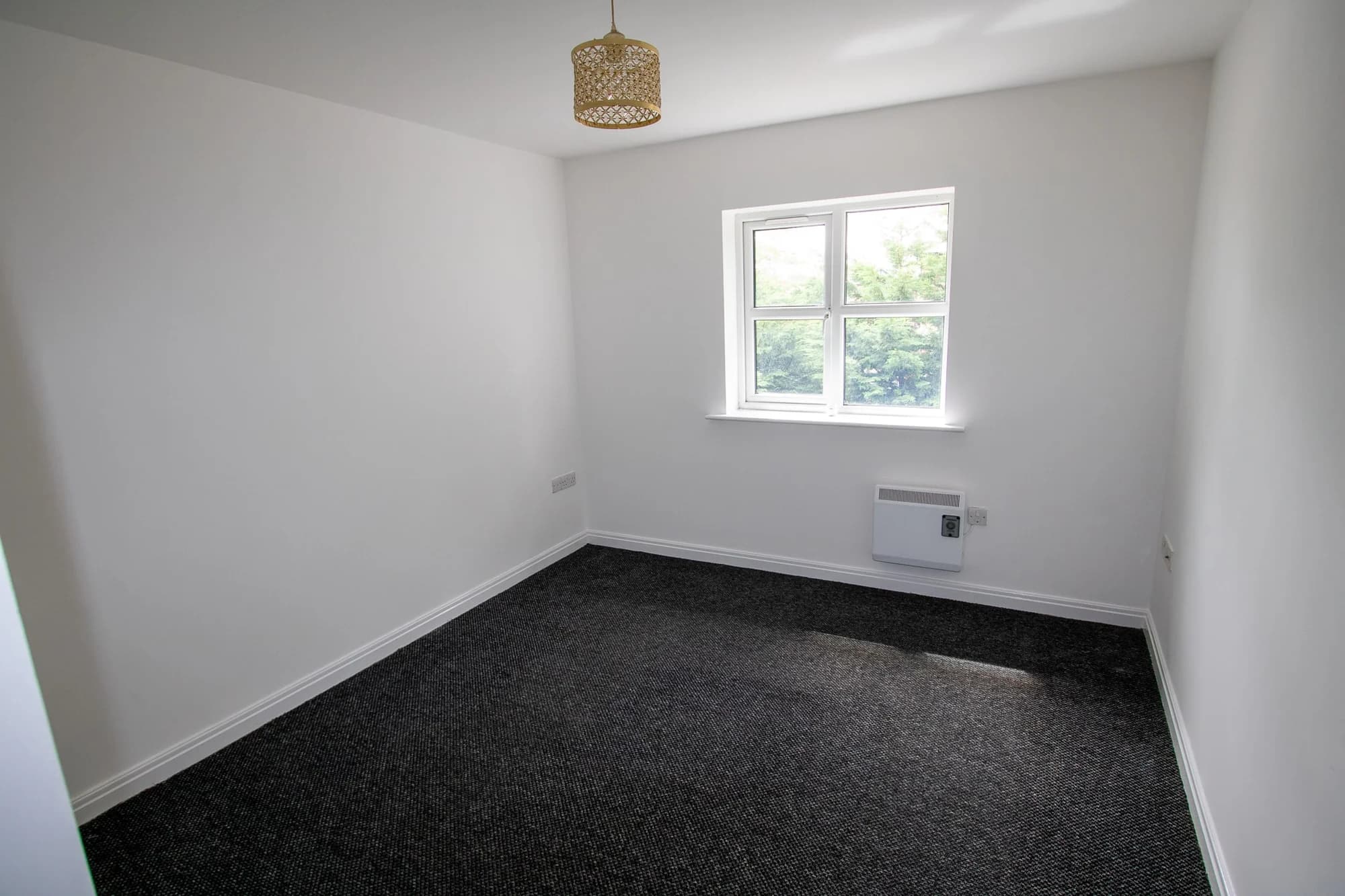 property photo 10 of 15