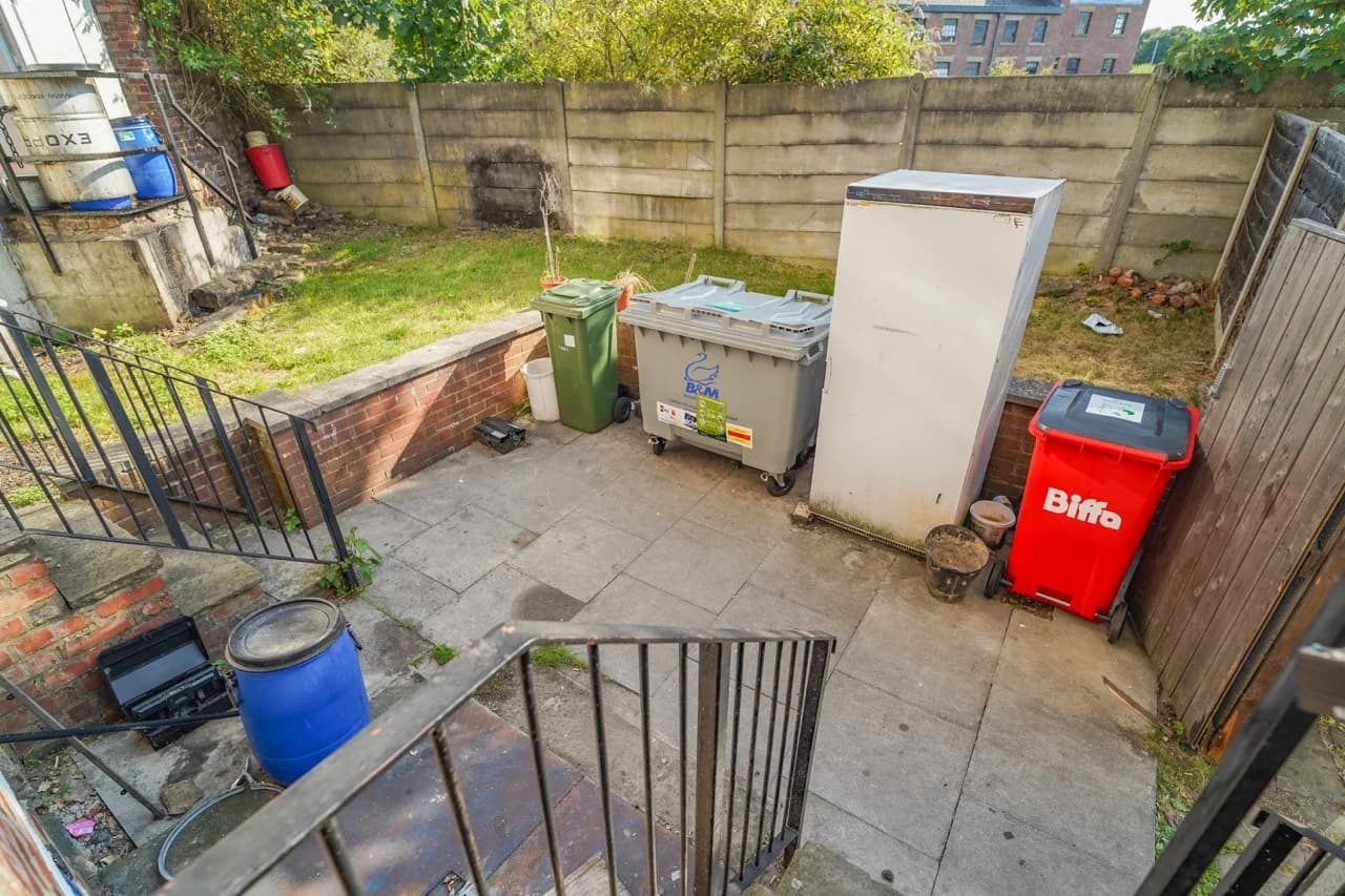 property photo 33 of 34