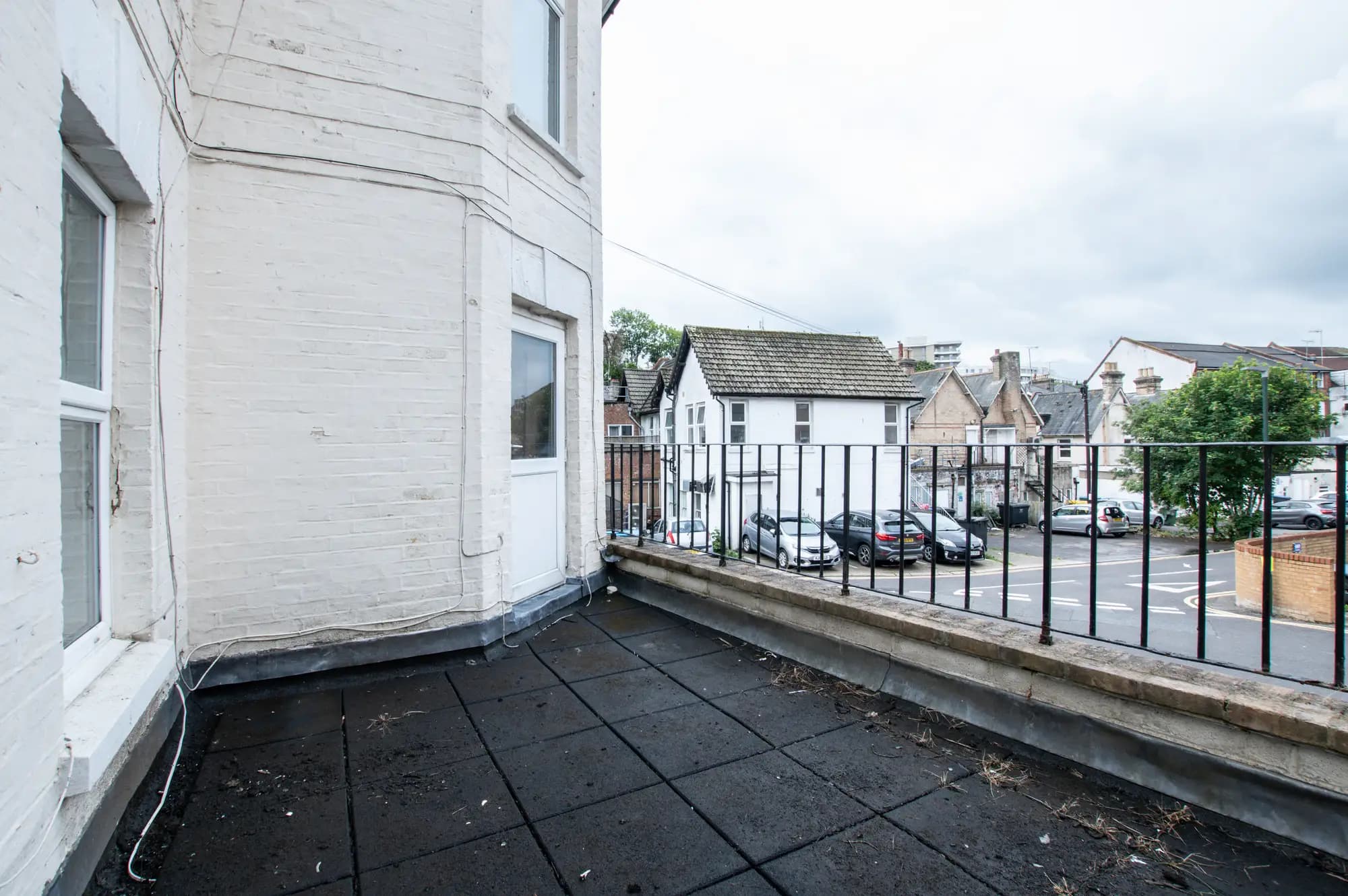 property photo 15 of 18