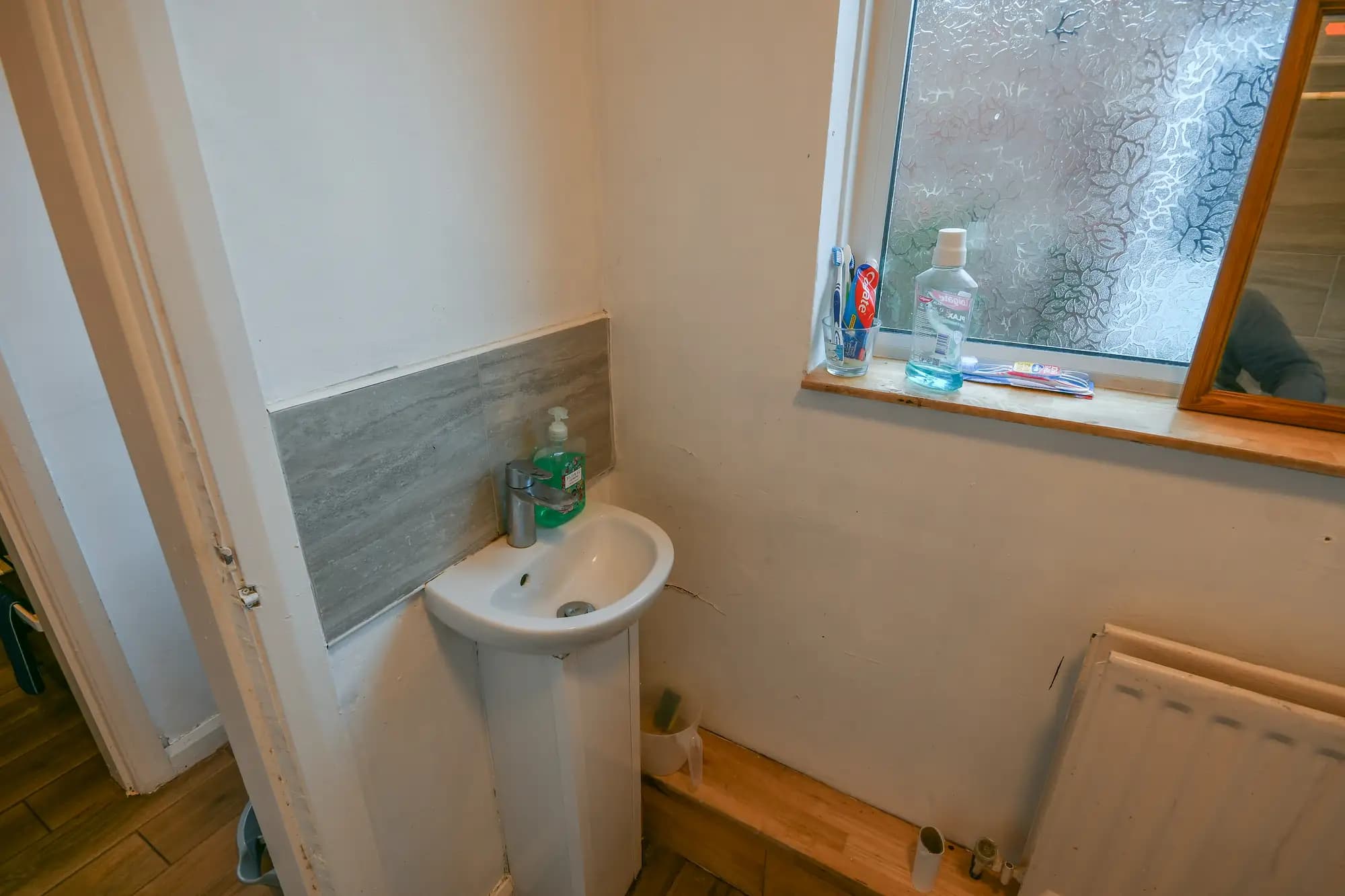 property photo 9 of 16