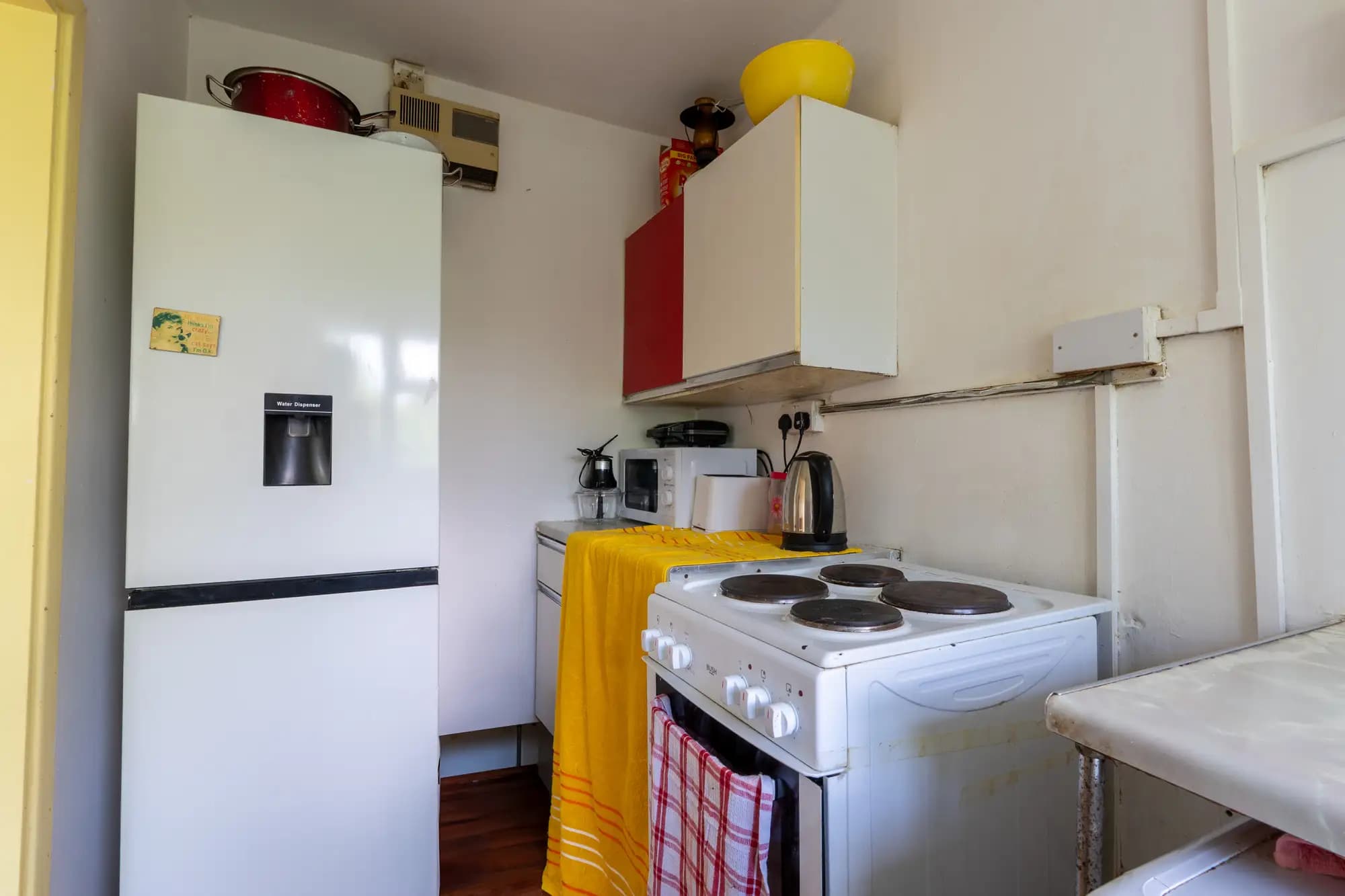 property photo 5 of 14