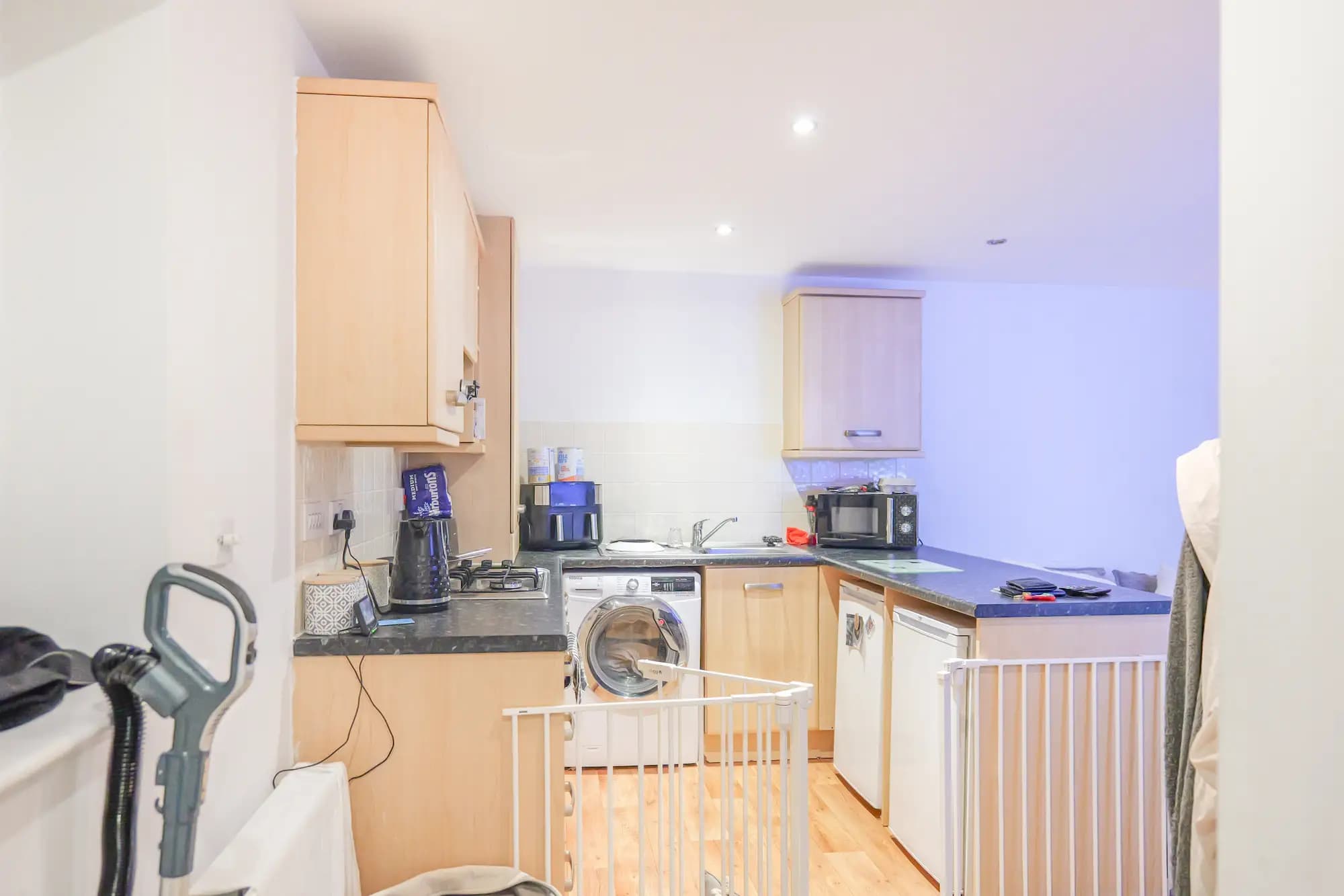 property photo 5 of 19