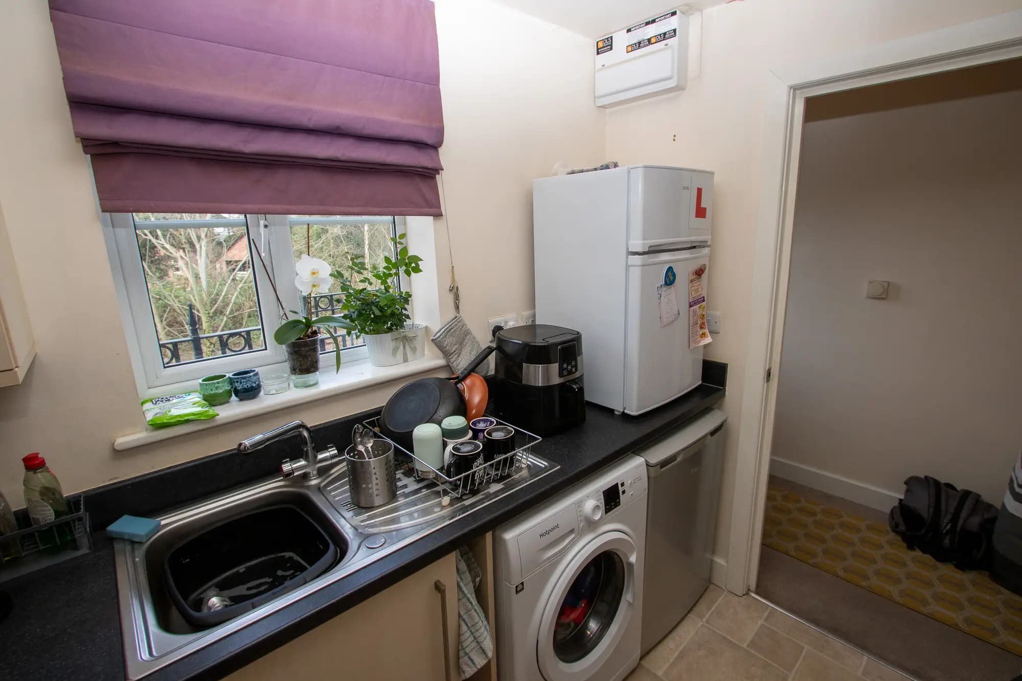 property photo 6 of 16