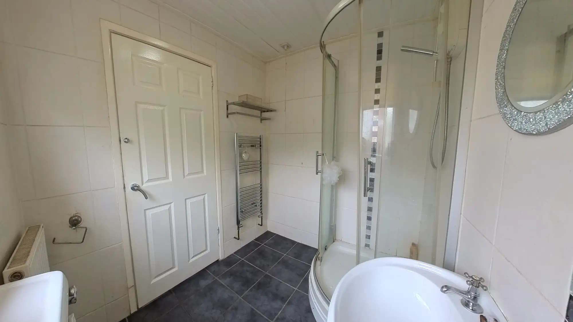 property photo 11 of 20