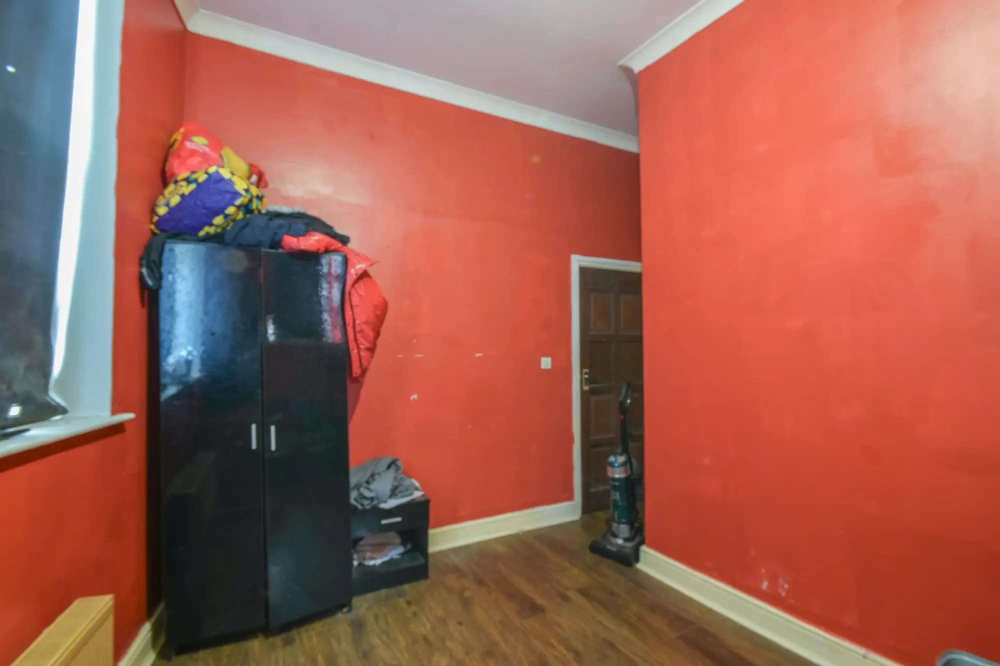 property photo 10 of 13