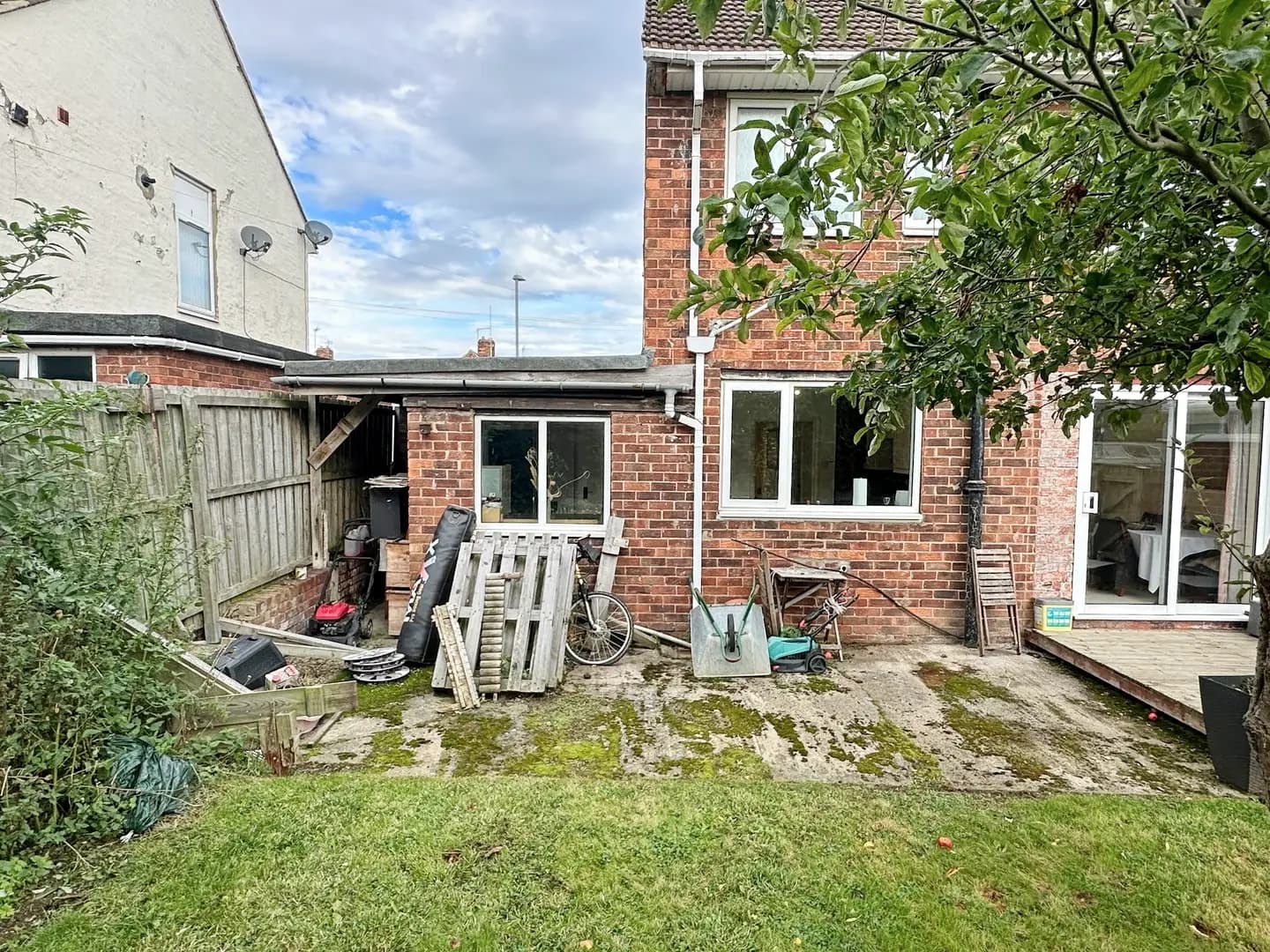 property photo 27 of 31