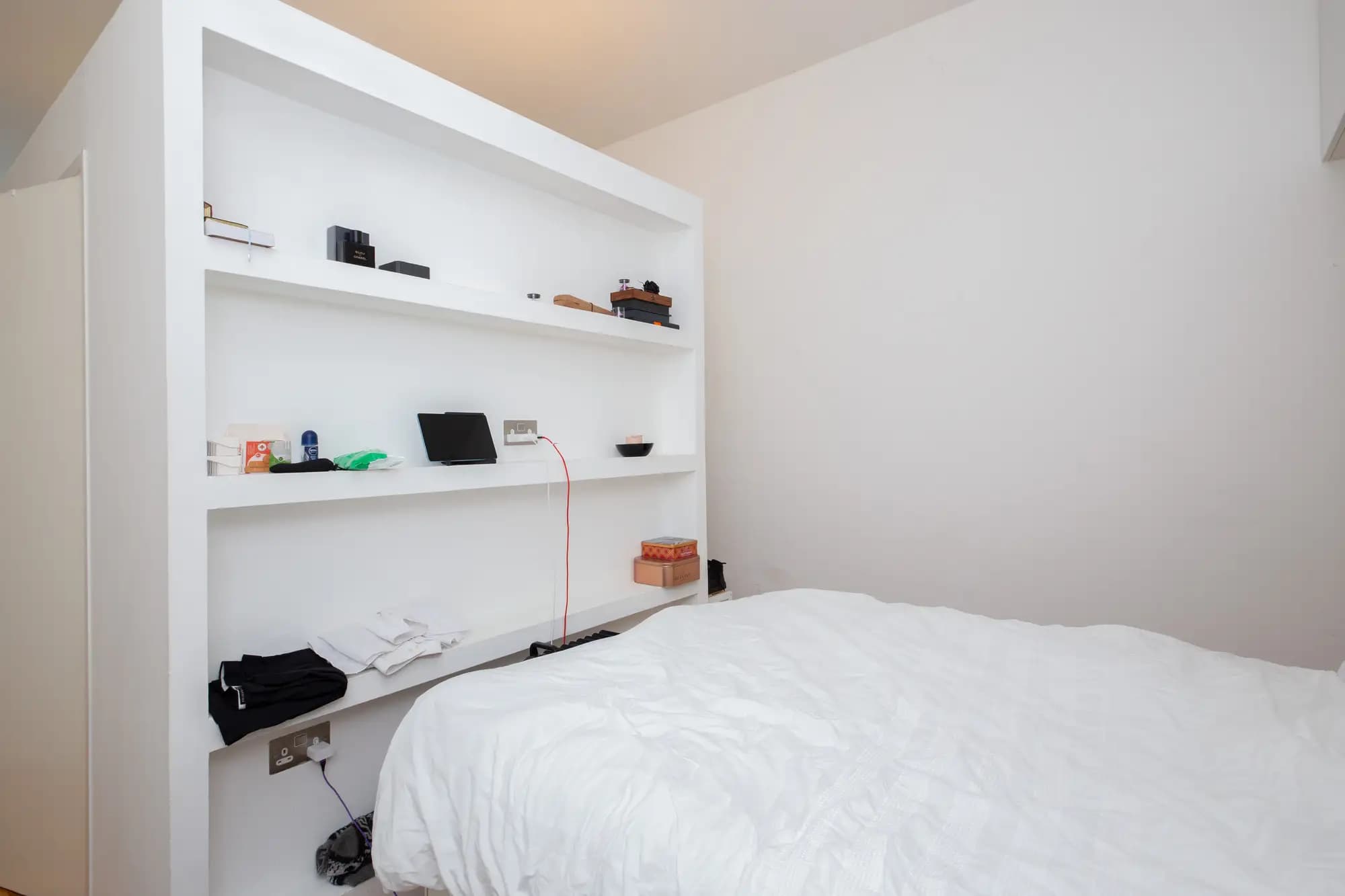 property photo 13 of 20