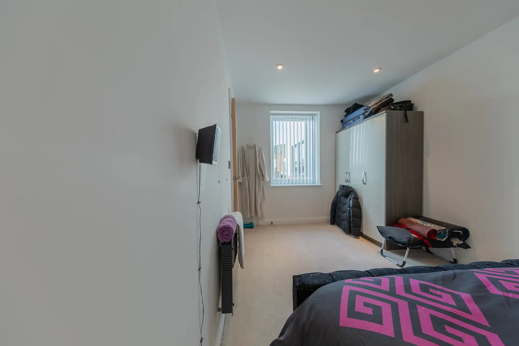 property photo 12 of 16