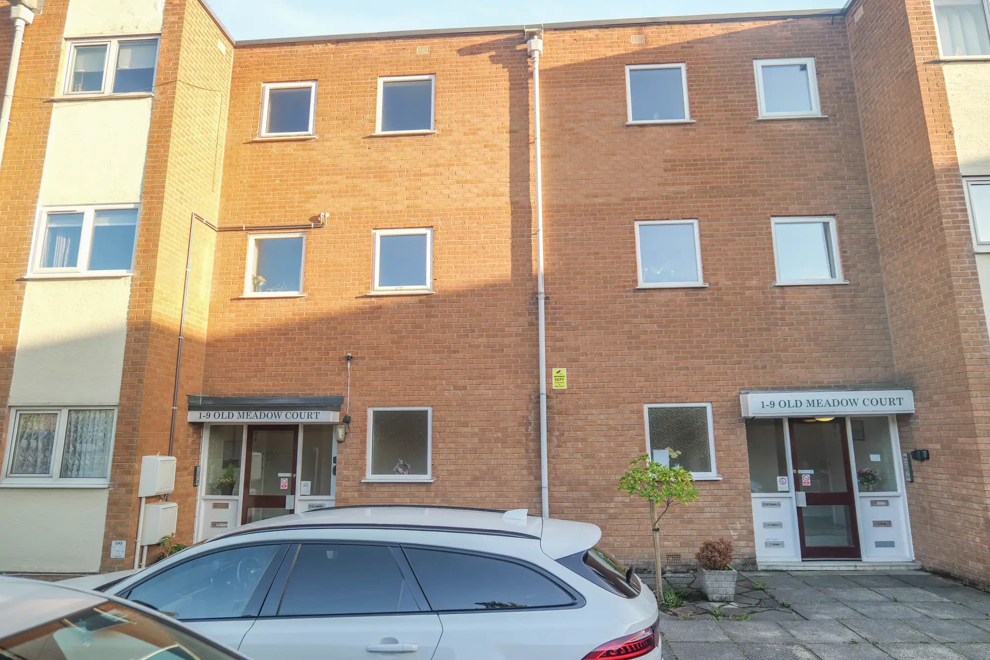 property photo 1 of 21