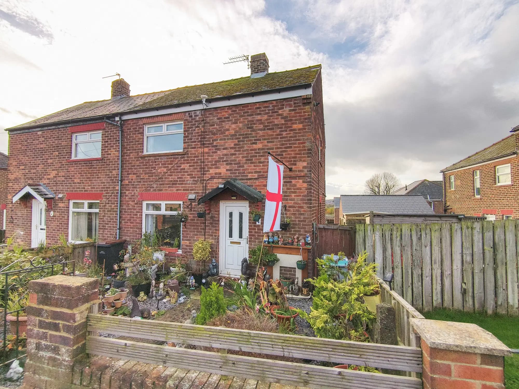 property photo 1 of 17