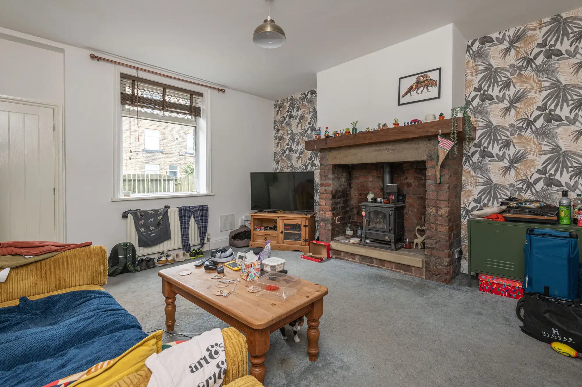 property photo 3 of 21