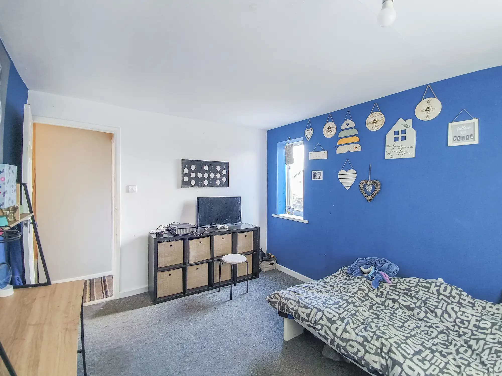 property photo 11 of 20