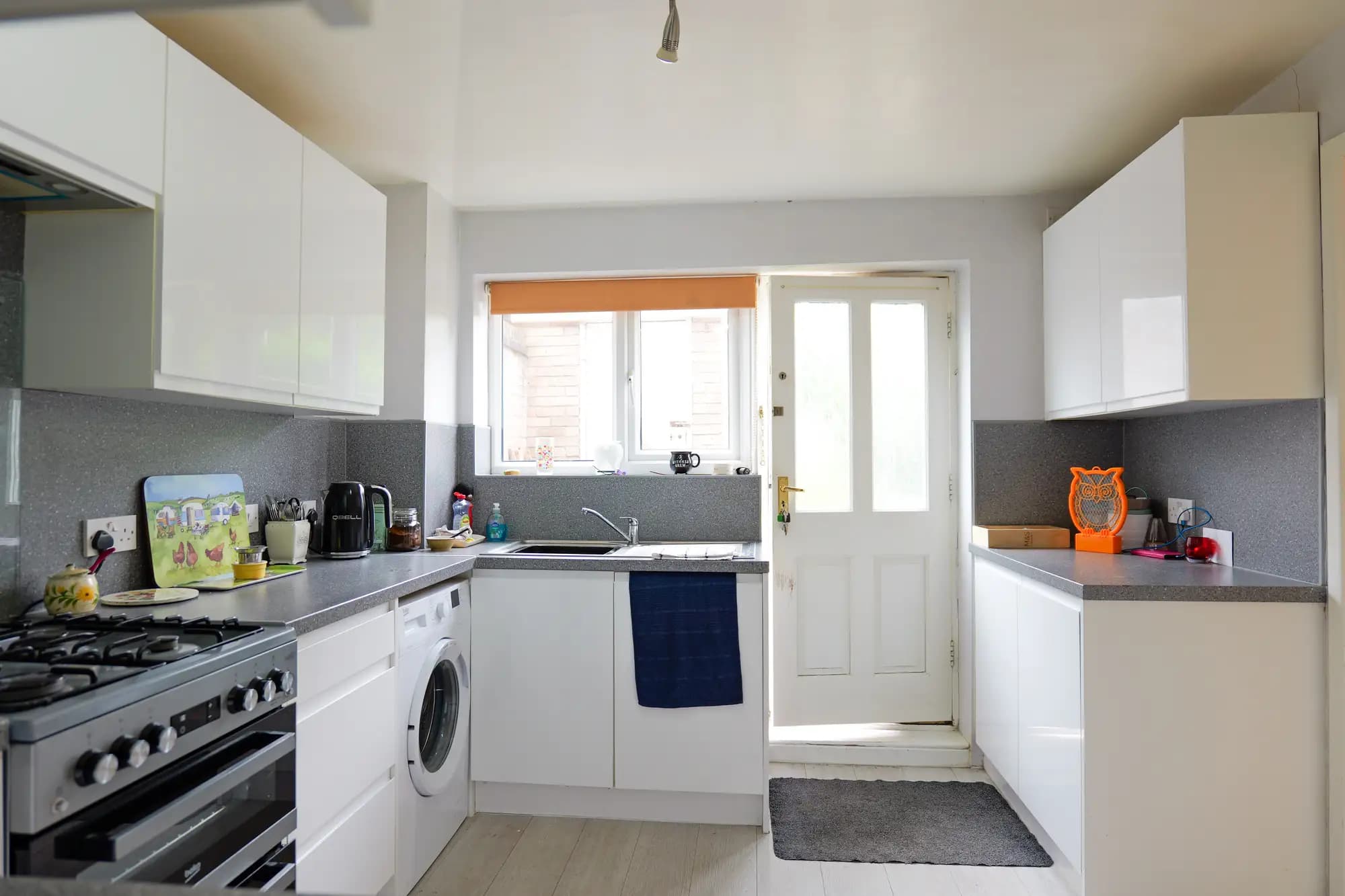 property photo 6 of 25