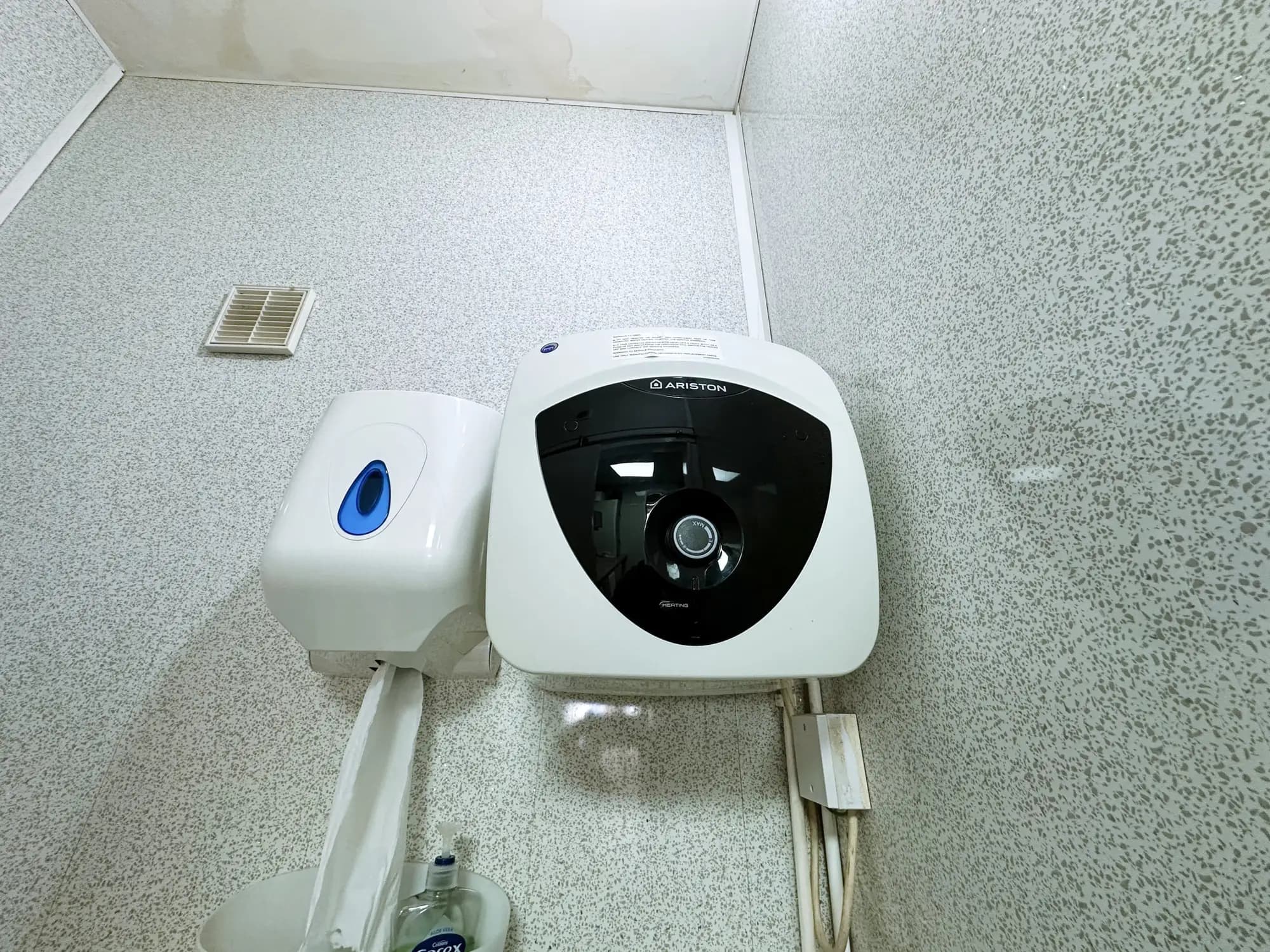 property photo 10 of 42