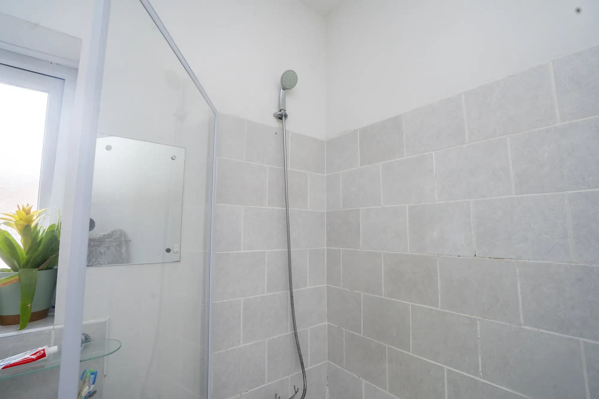 property photo 12 of 31