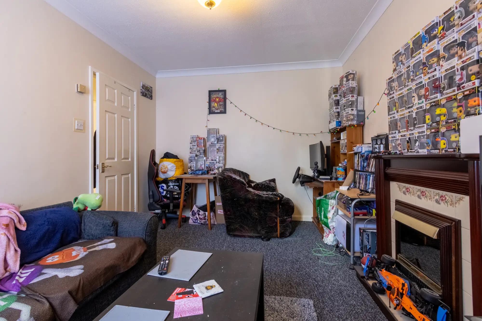 property photo 5 of 16