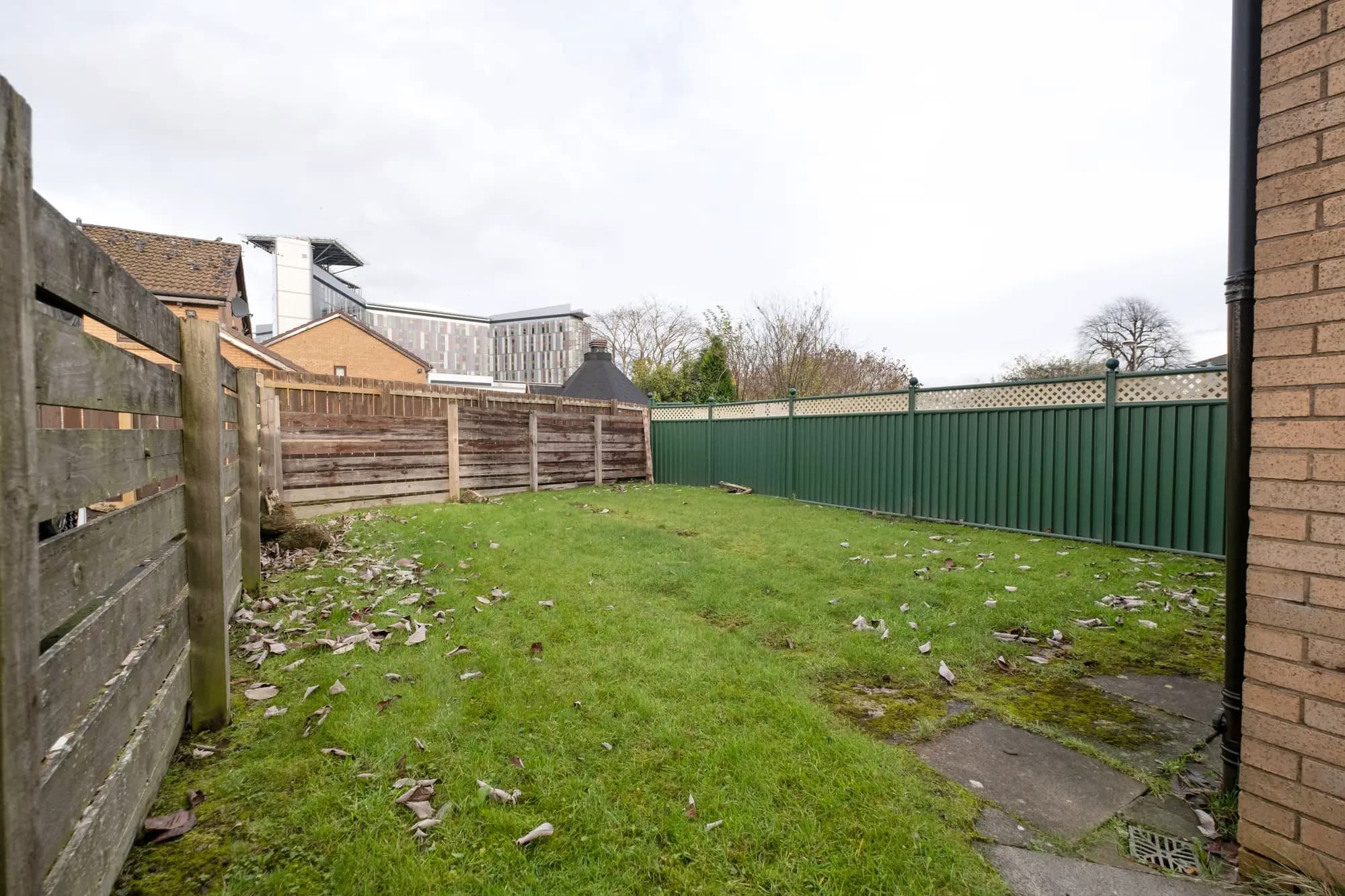 property photo 17 of 23