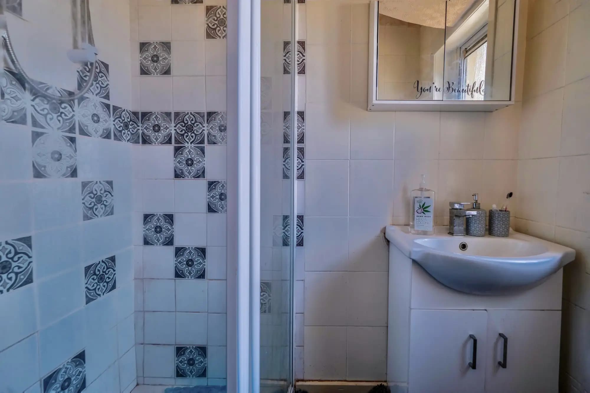 property photo 11 of 29