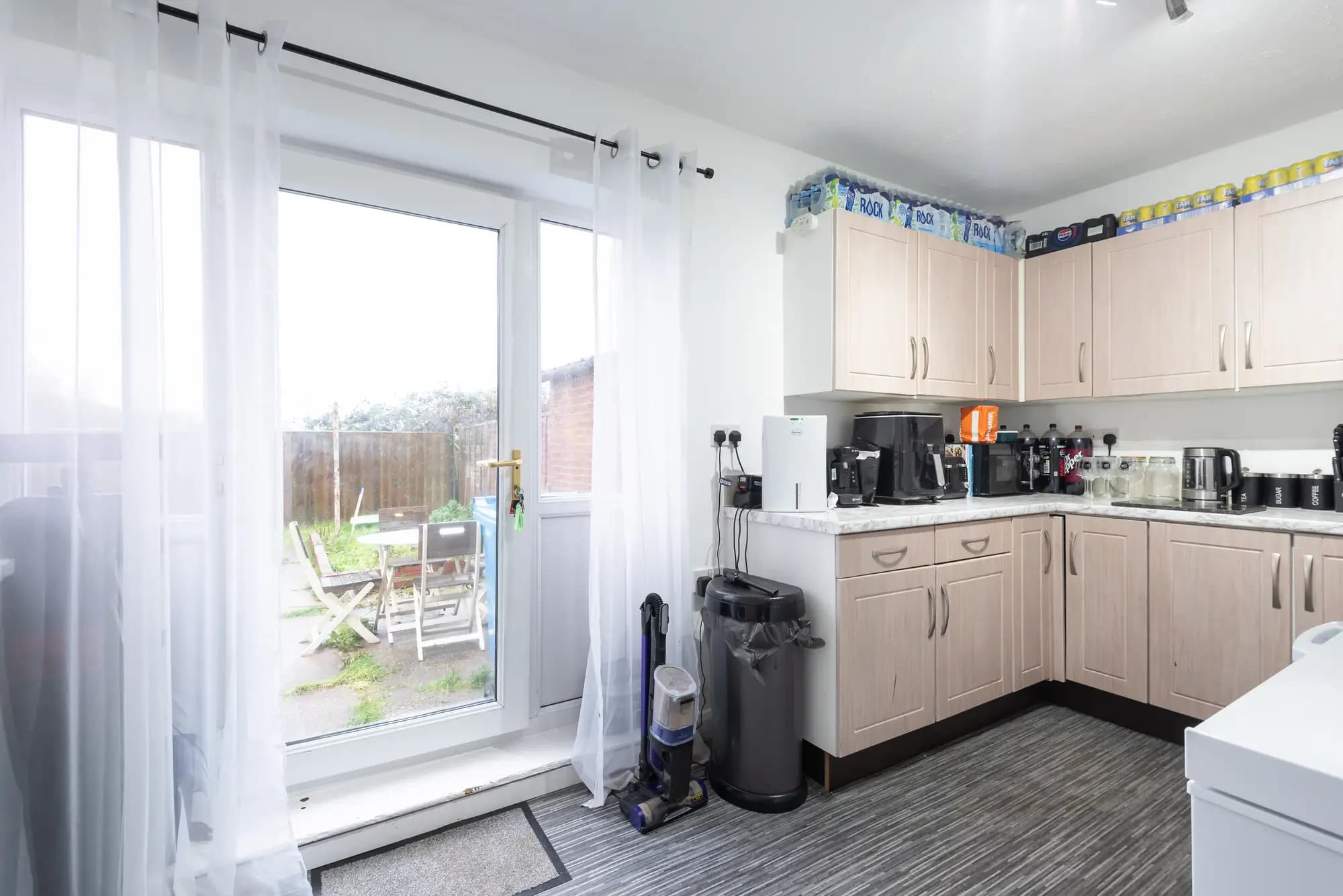 property photo 6 of 24