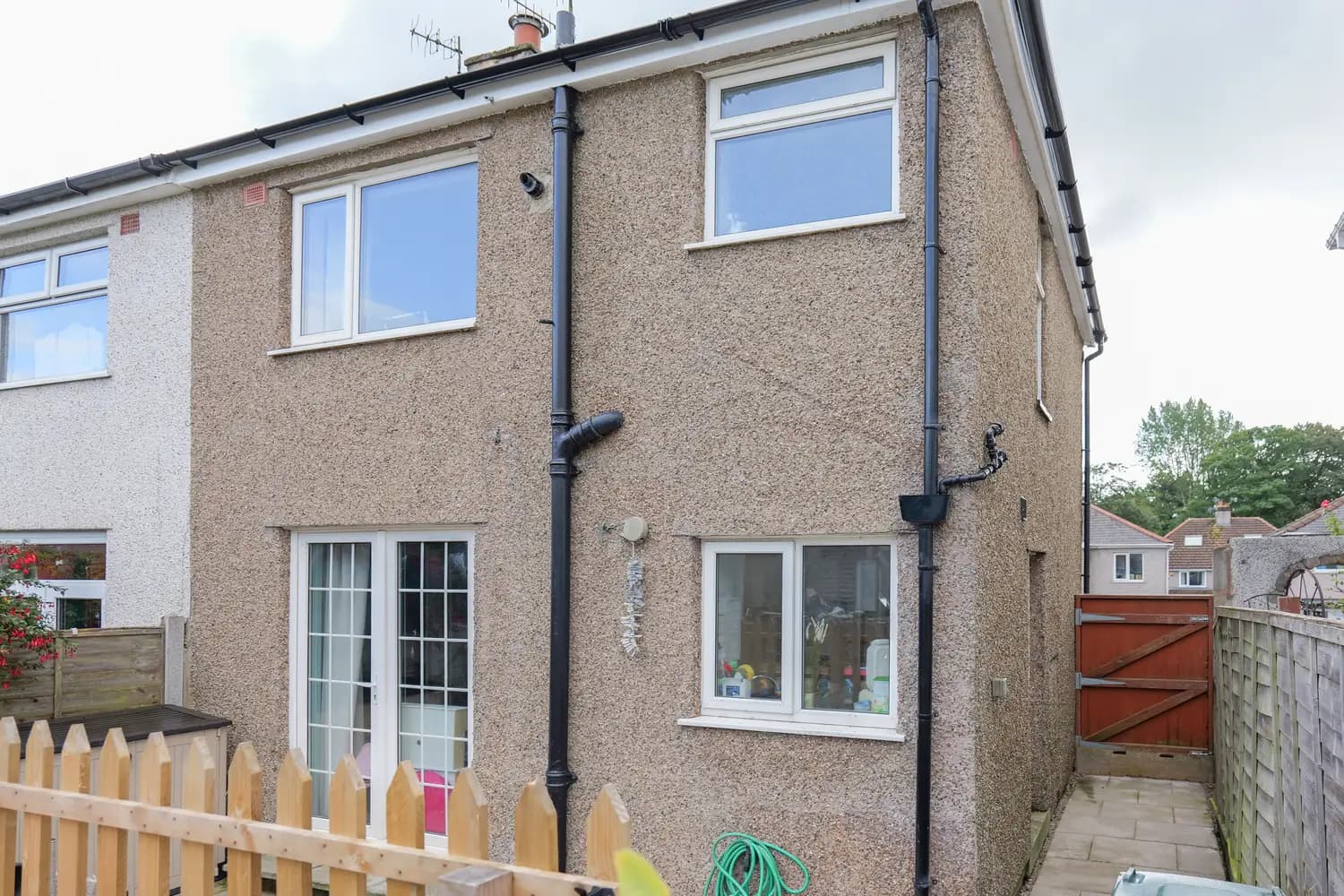 property photo 21 of 22