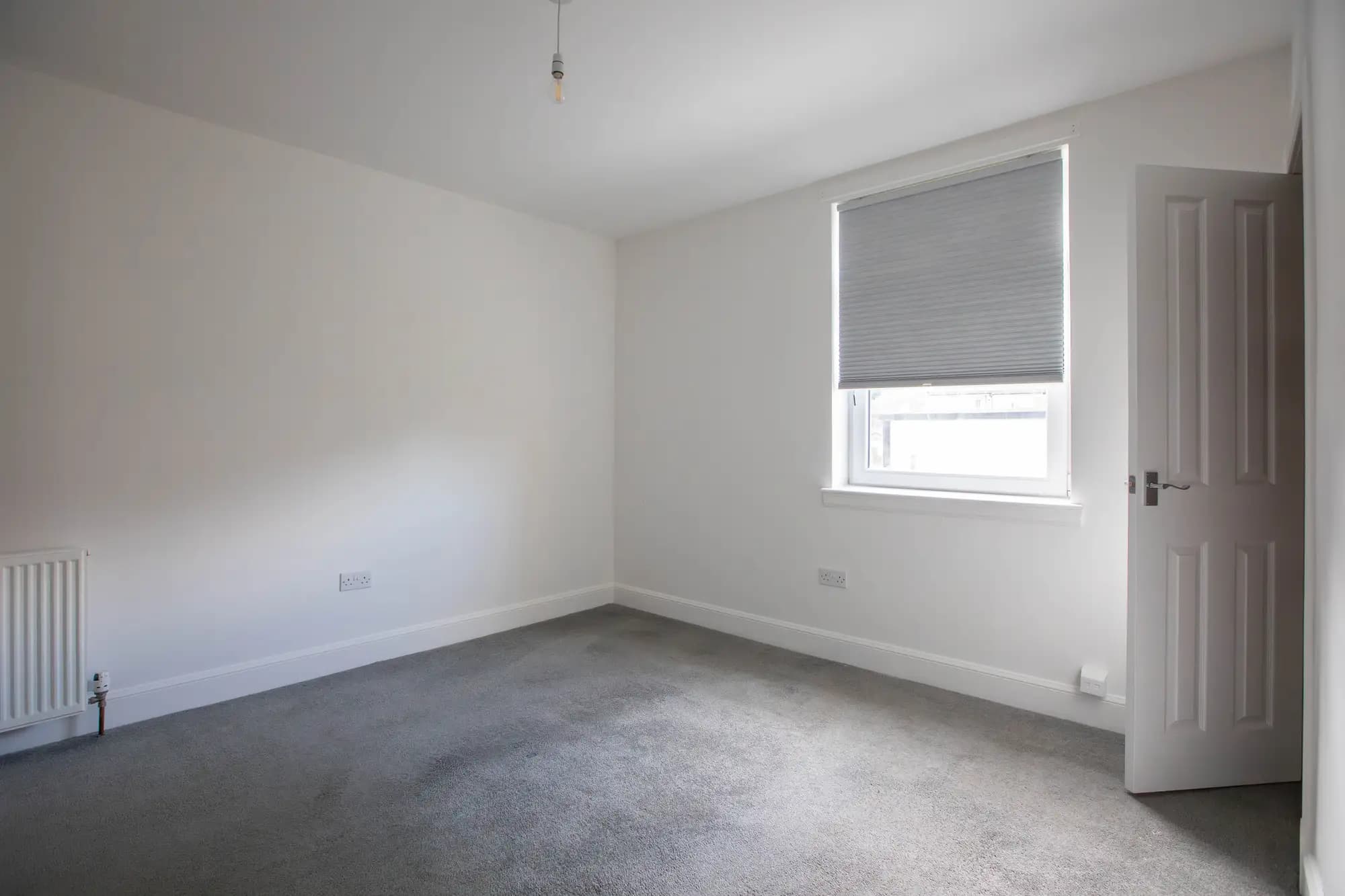 property photo 13 of 17