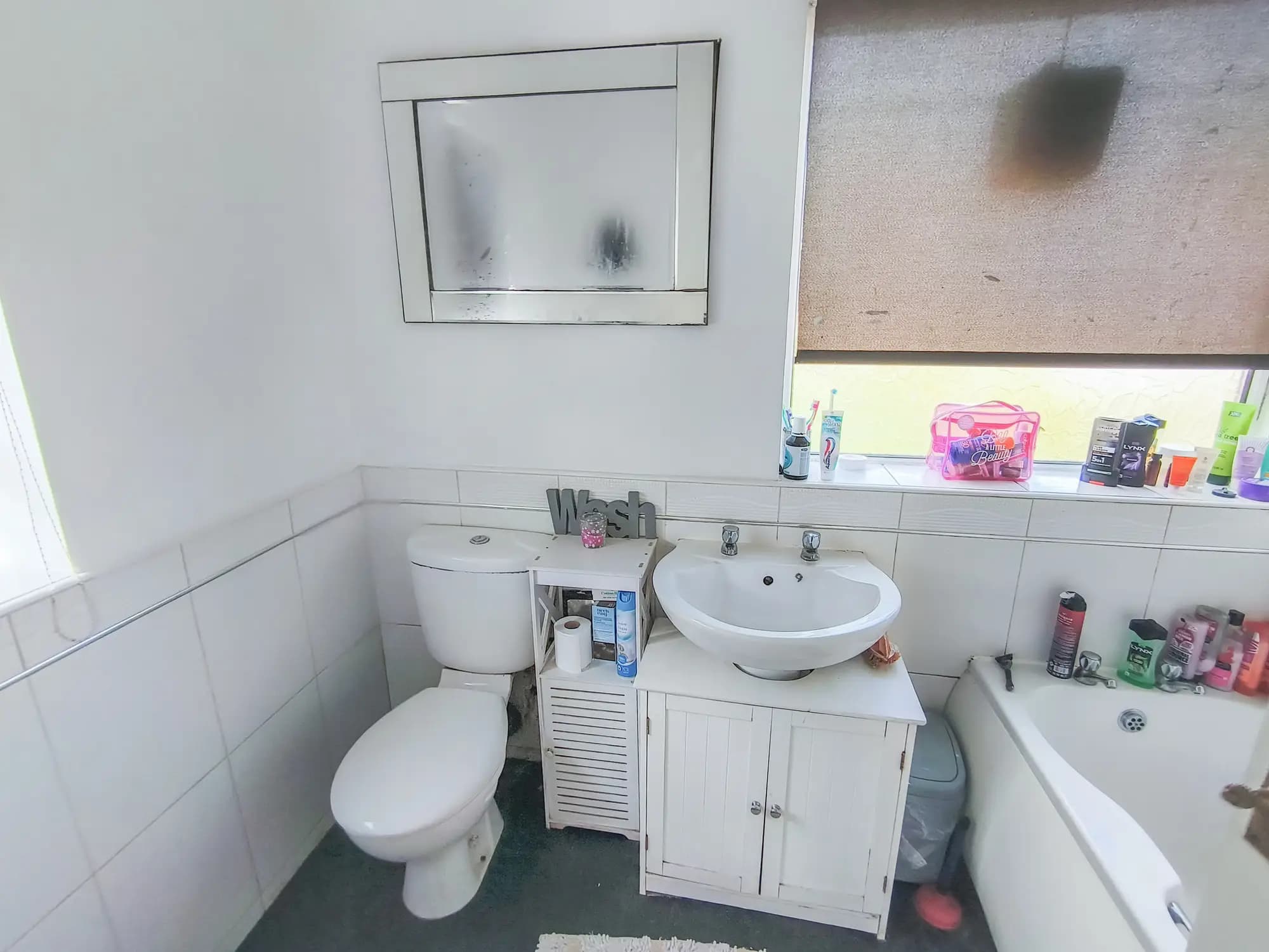 property photo 8 of 16