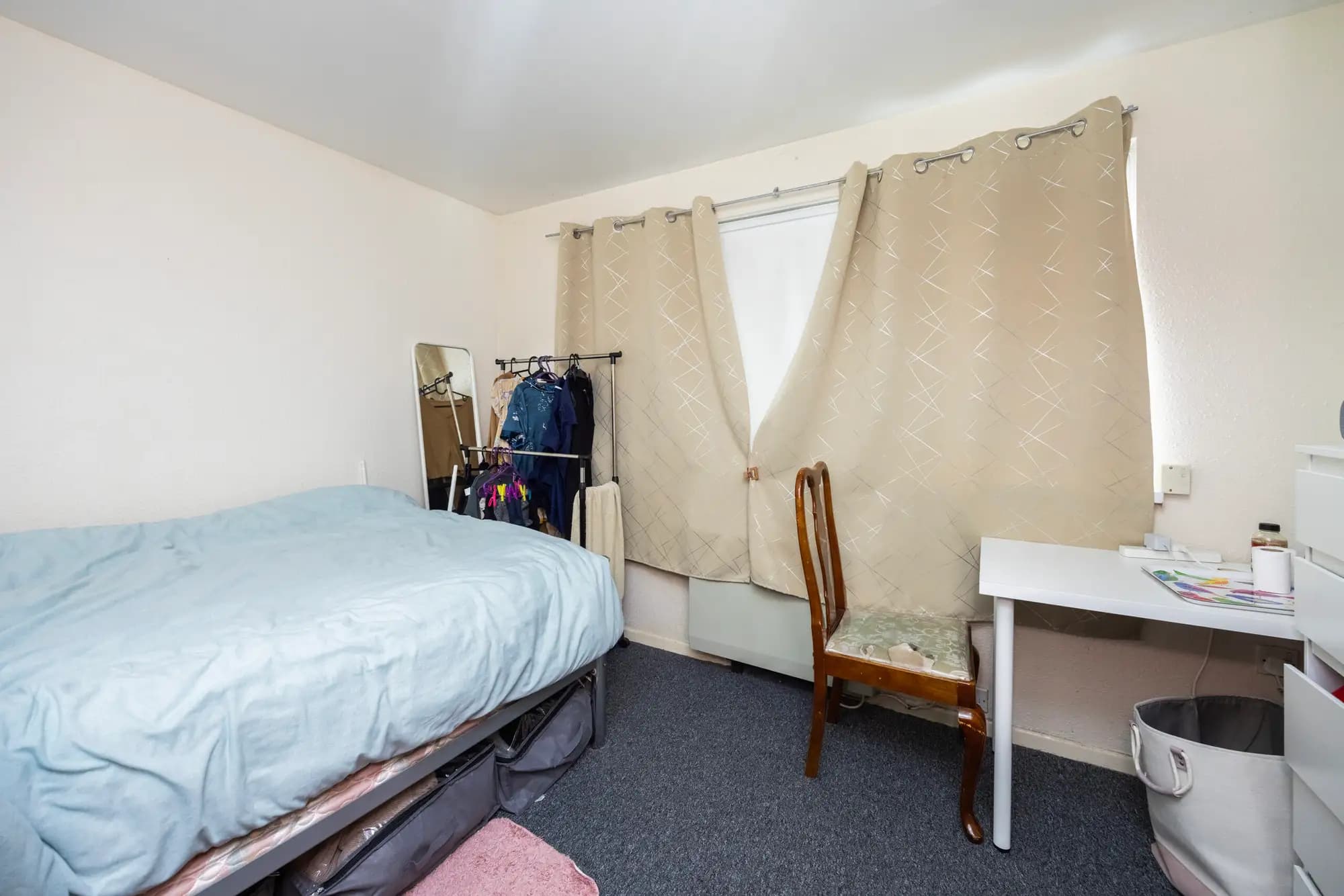 property photo 9 of 17