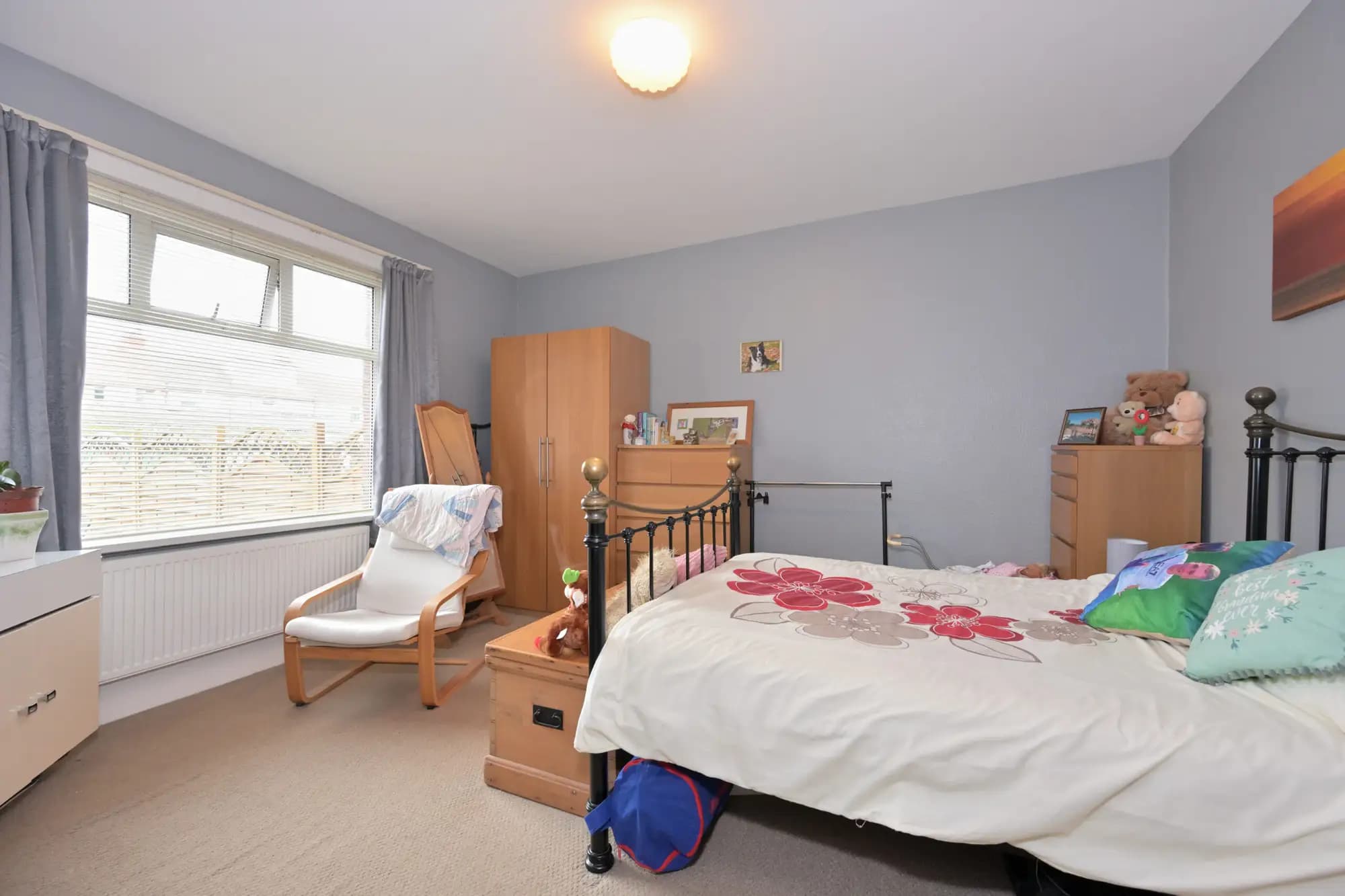 property photo 11 of 16