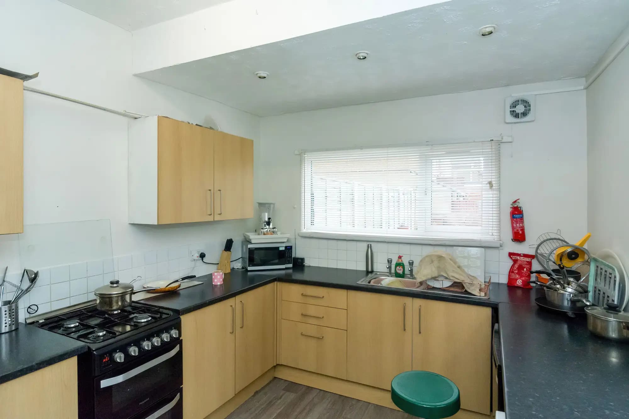 property photo 6 of 20