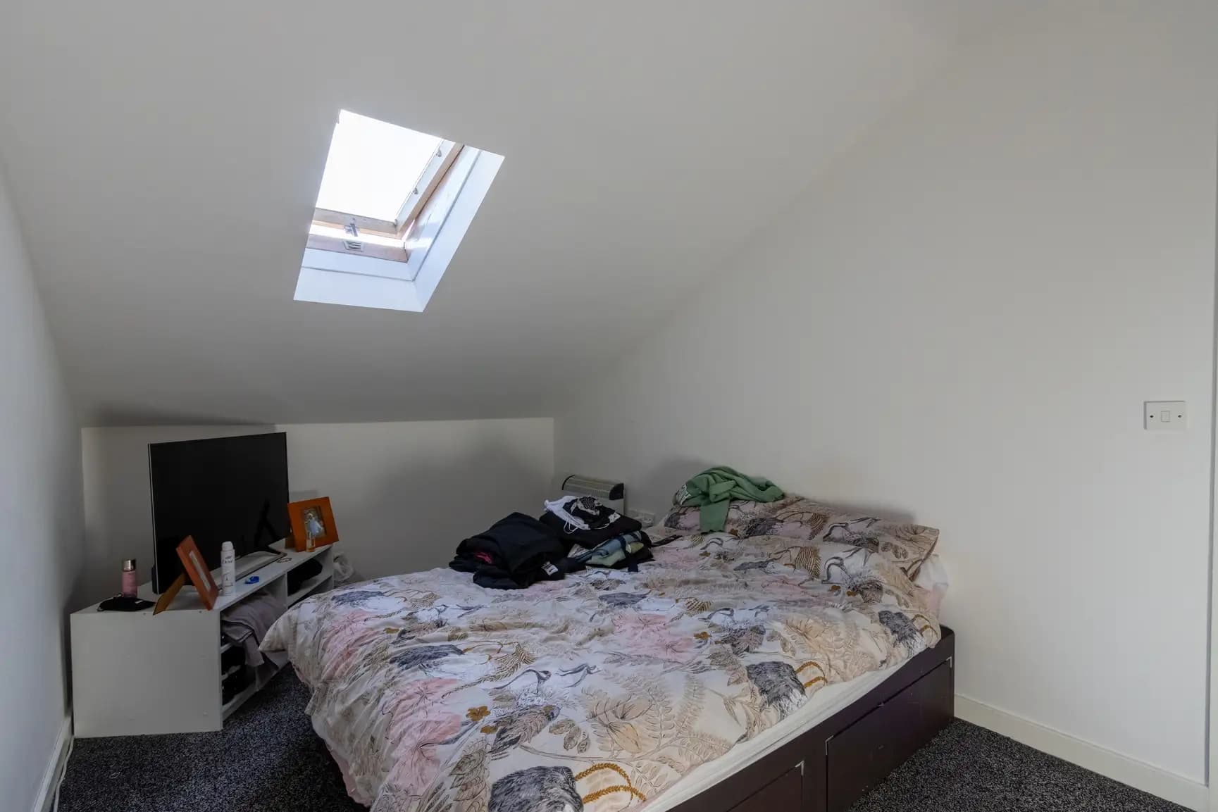 property photo 10 of 15