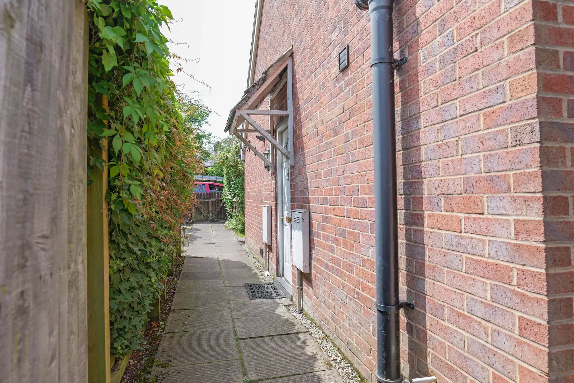 property photo 27 of 28