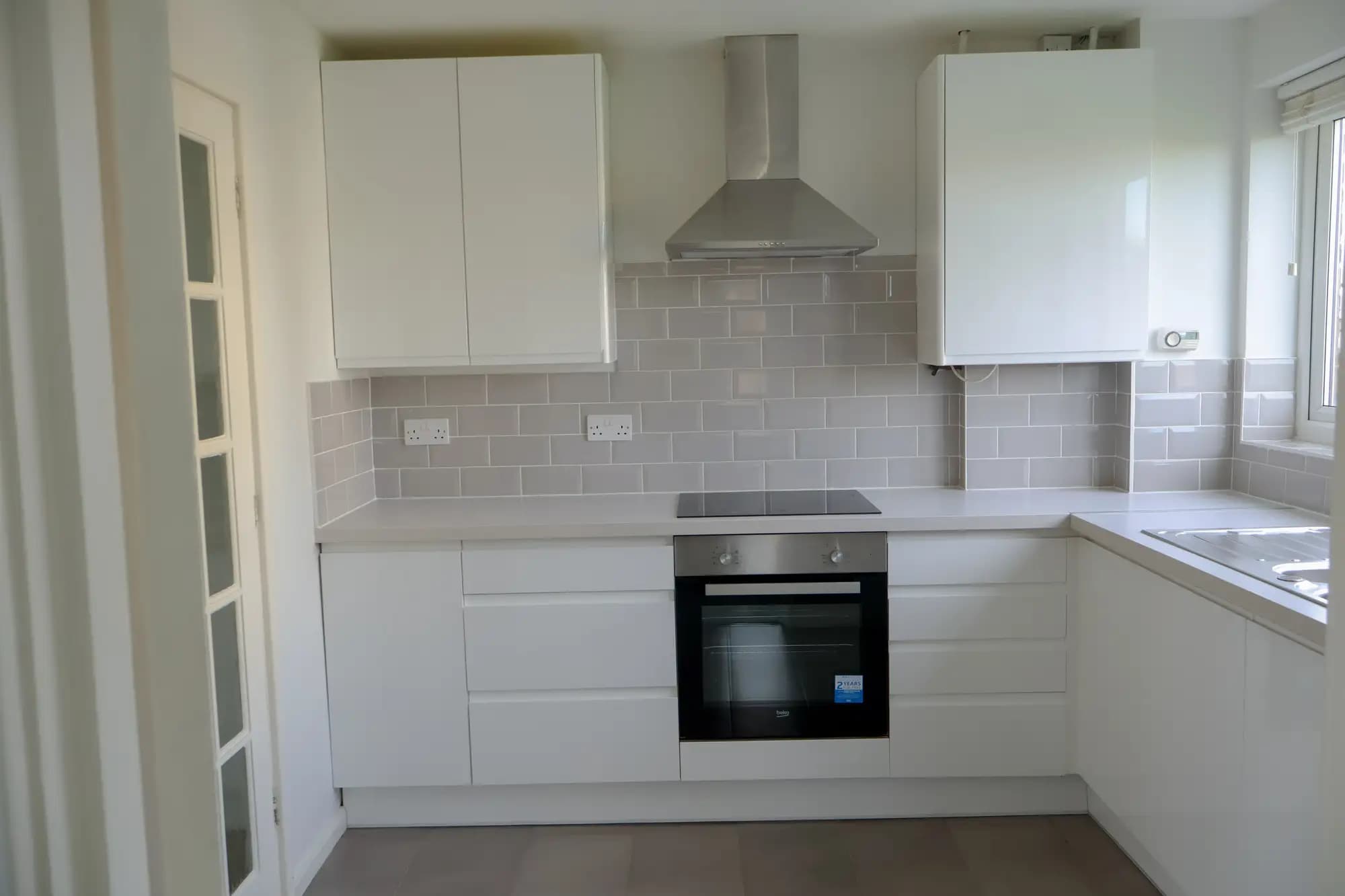 property photo 6 of 30