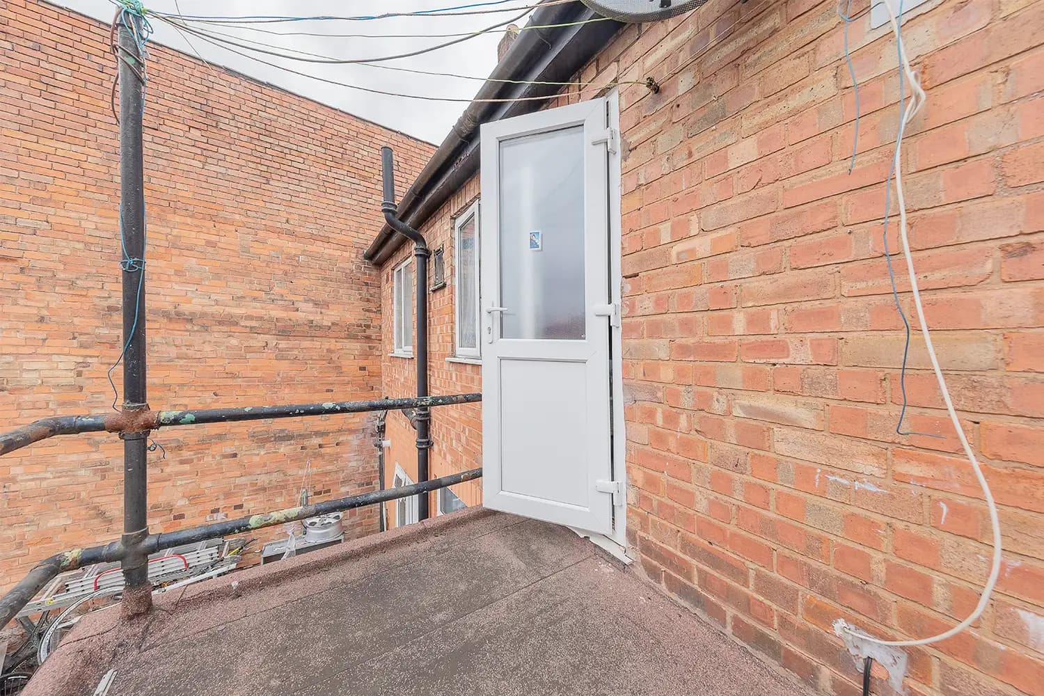 property photo 16 of 20