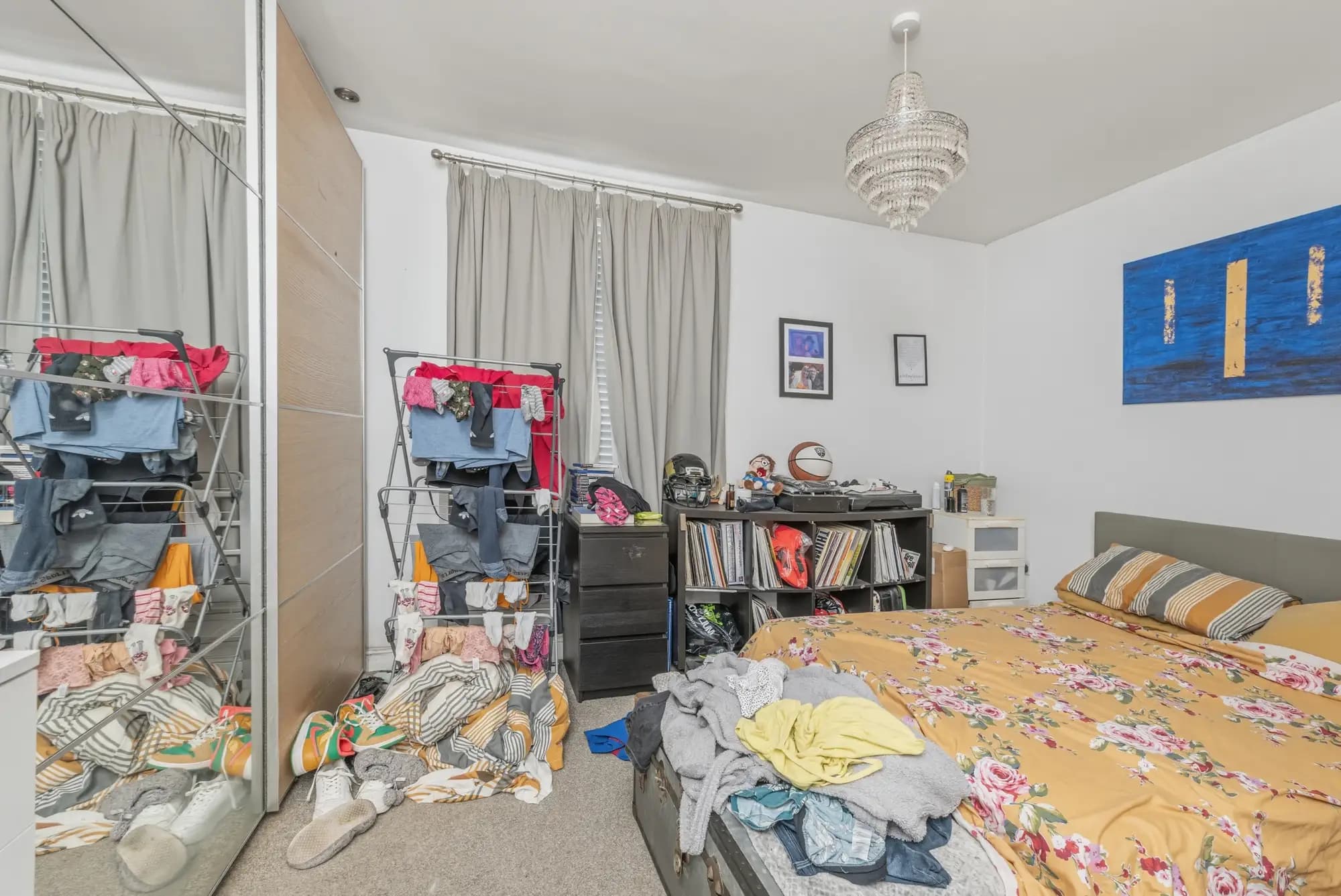 property photo 7 of 15