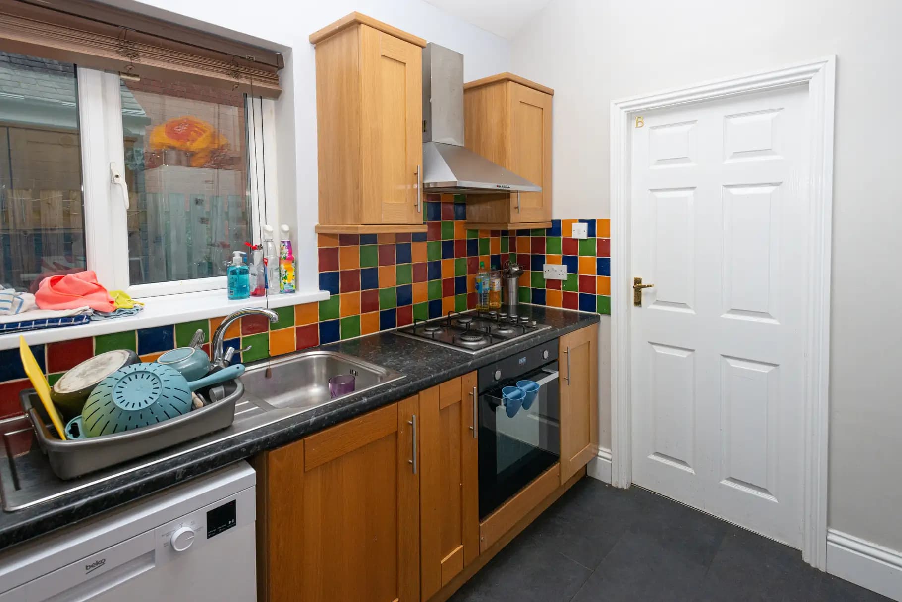 property photo 6 of 29