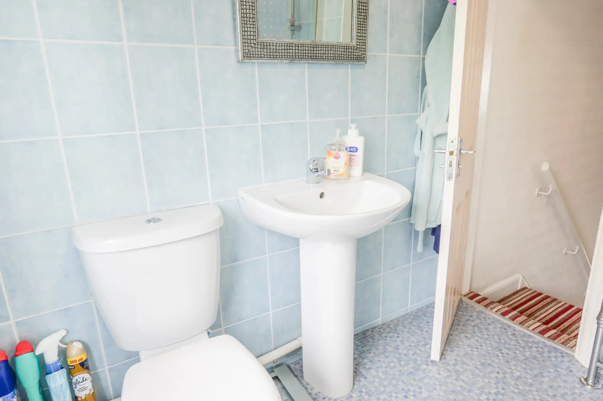 property photo 8 of 22