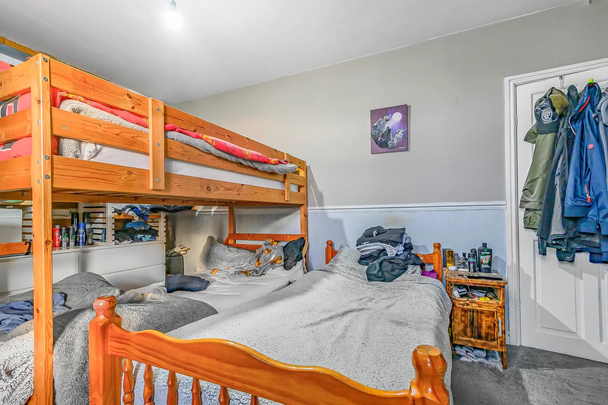 property photo 10 of 20