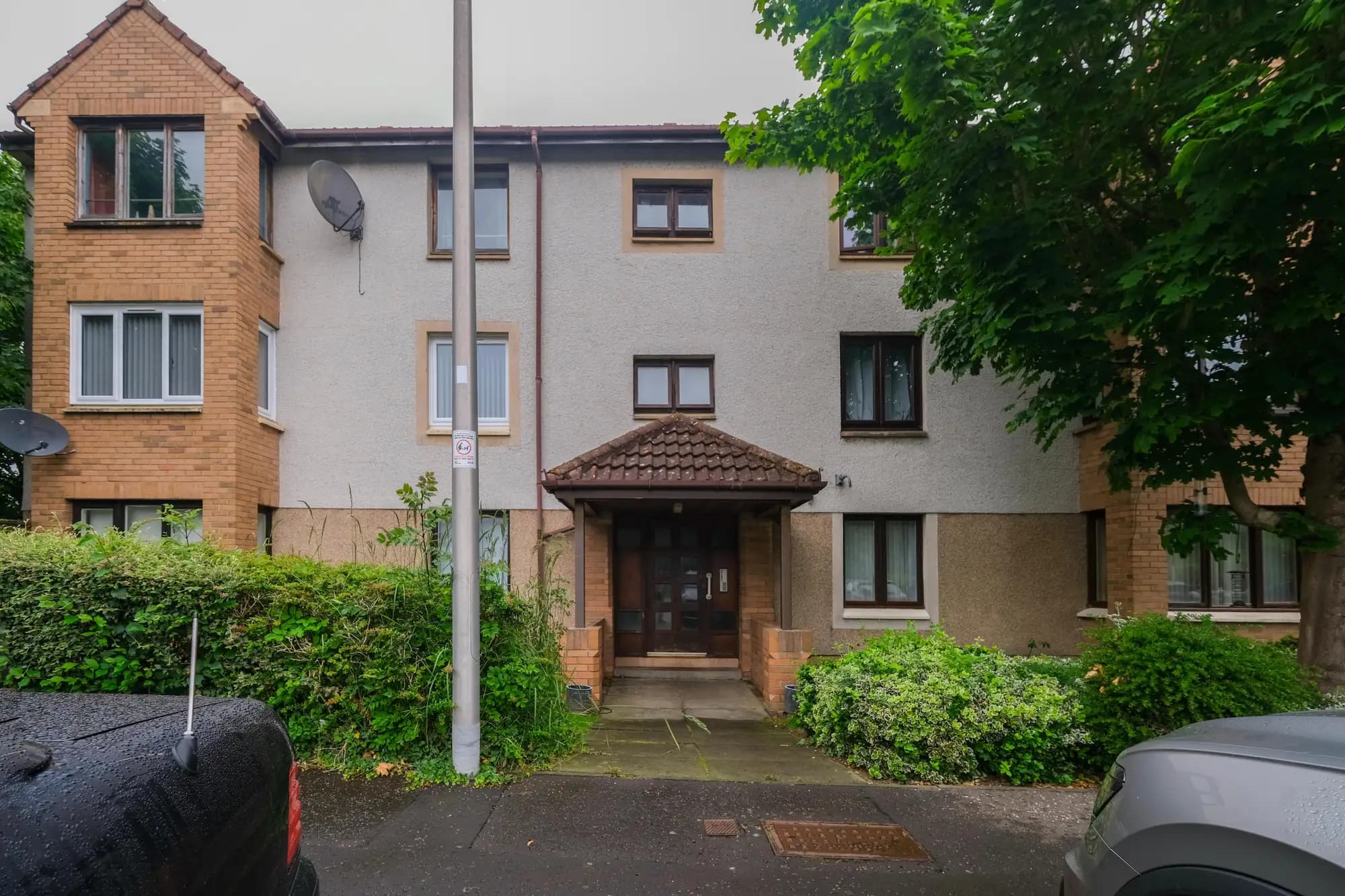 property photo 1 of 28