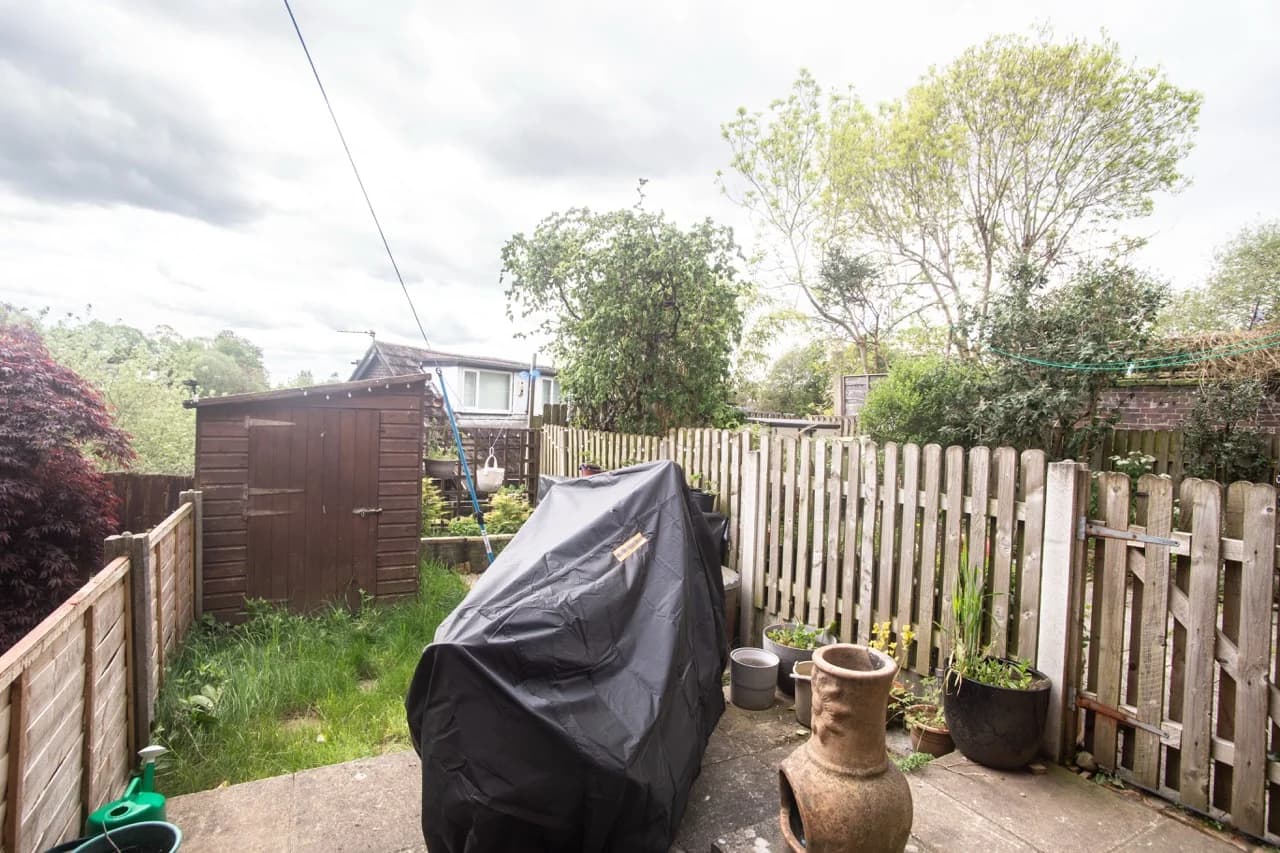 property photo 17 of 19