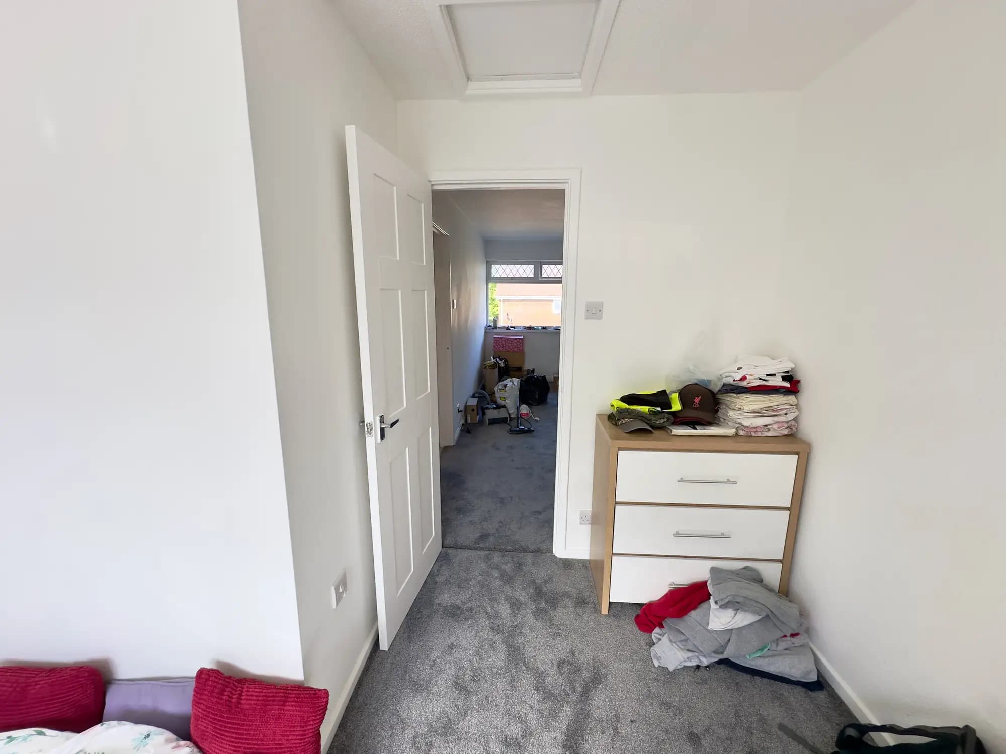 property photo 13 of 21