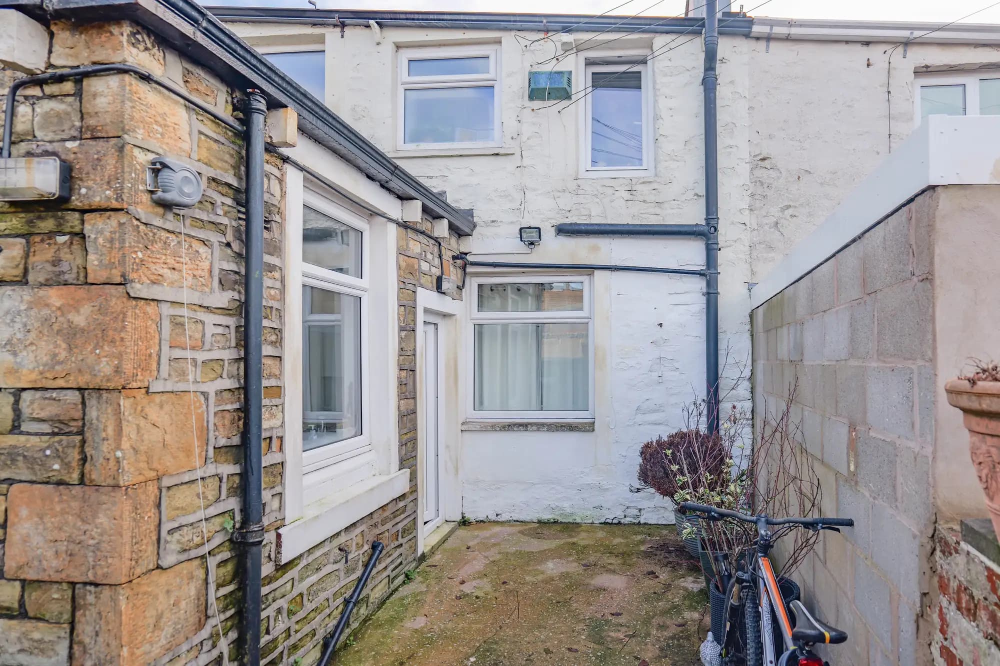 property photo 24 of 26