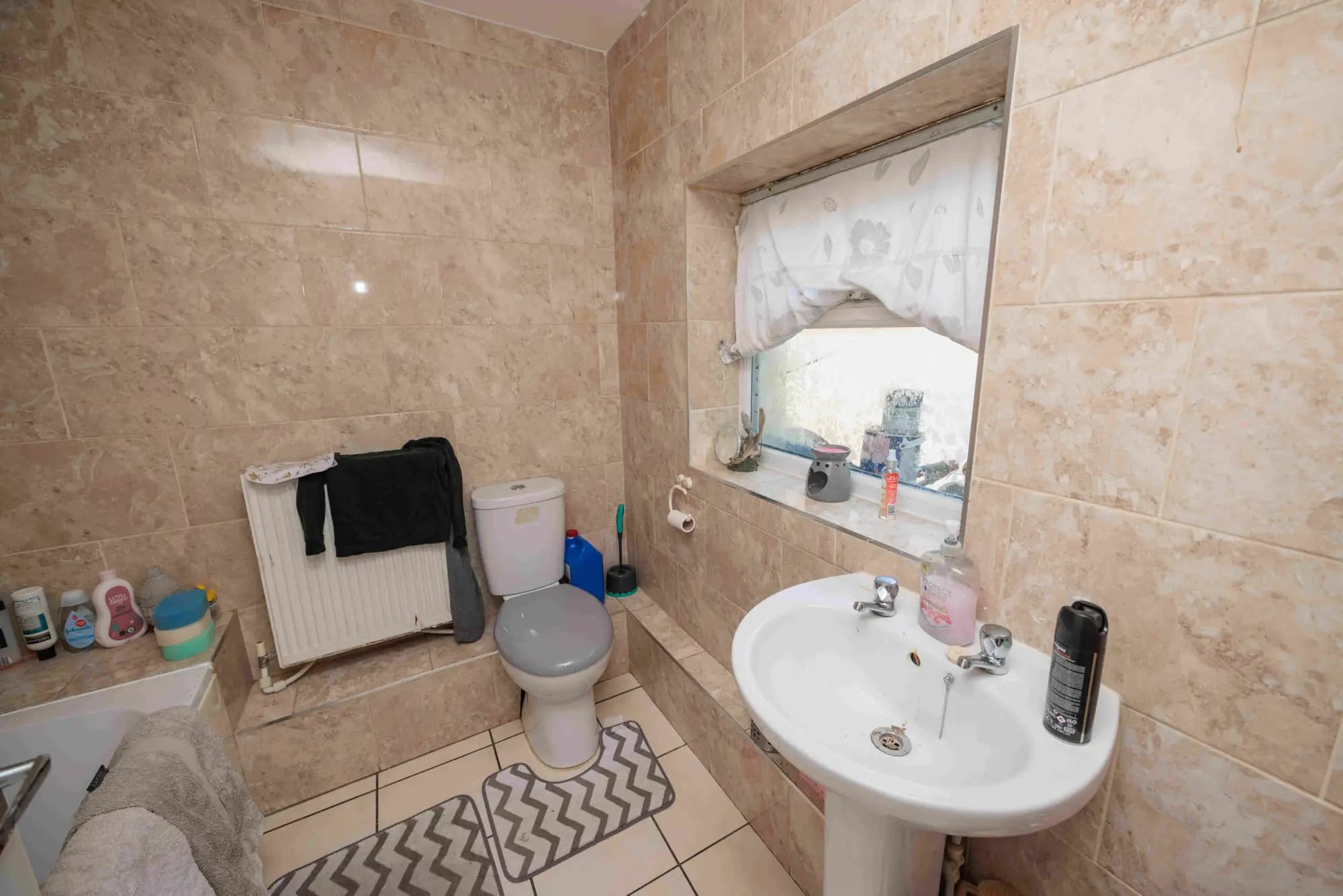 property photo 10 of 30