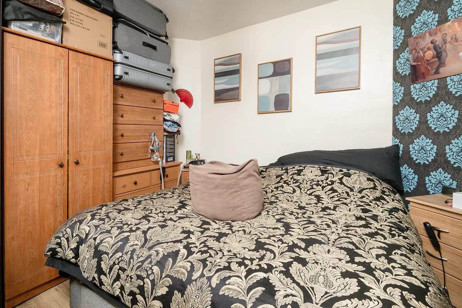 property photo 10 of 20