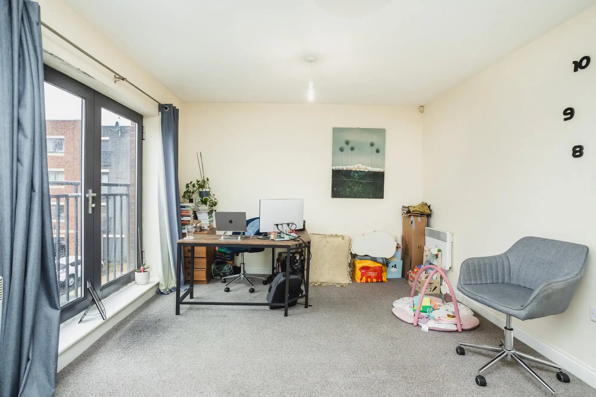 property photo 2 of 20