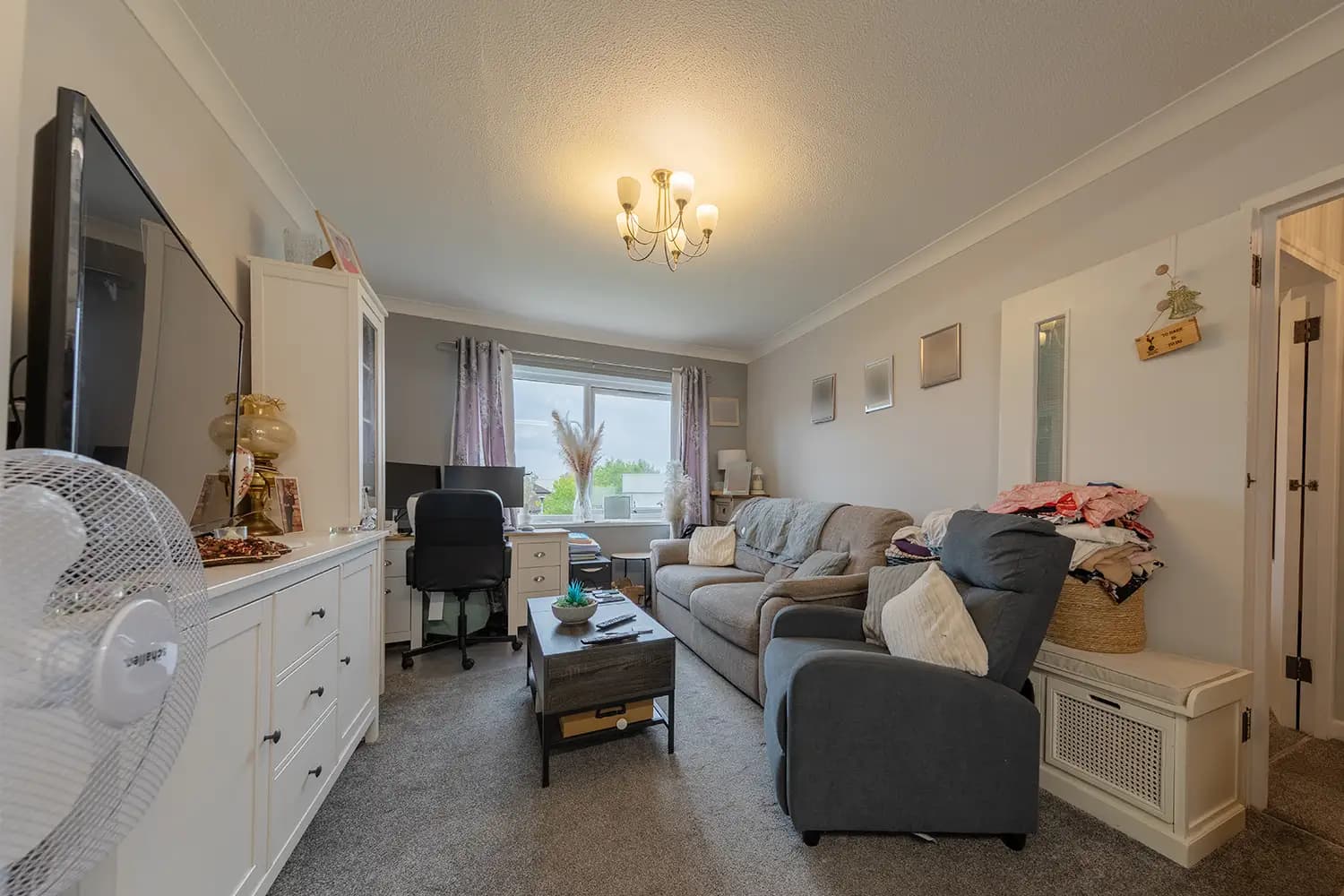 property photo 3 of 24