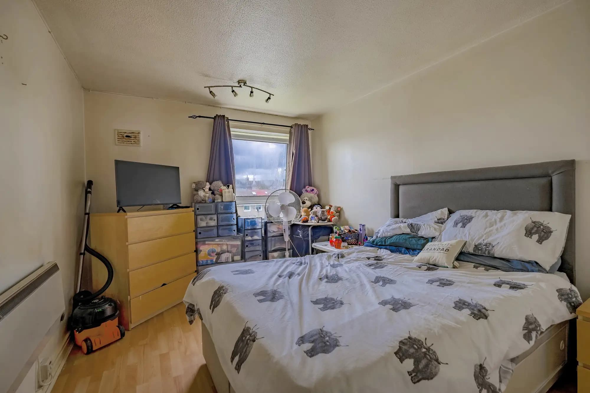 property photo 10 of 20